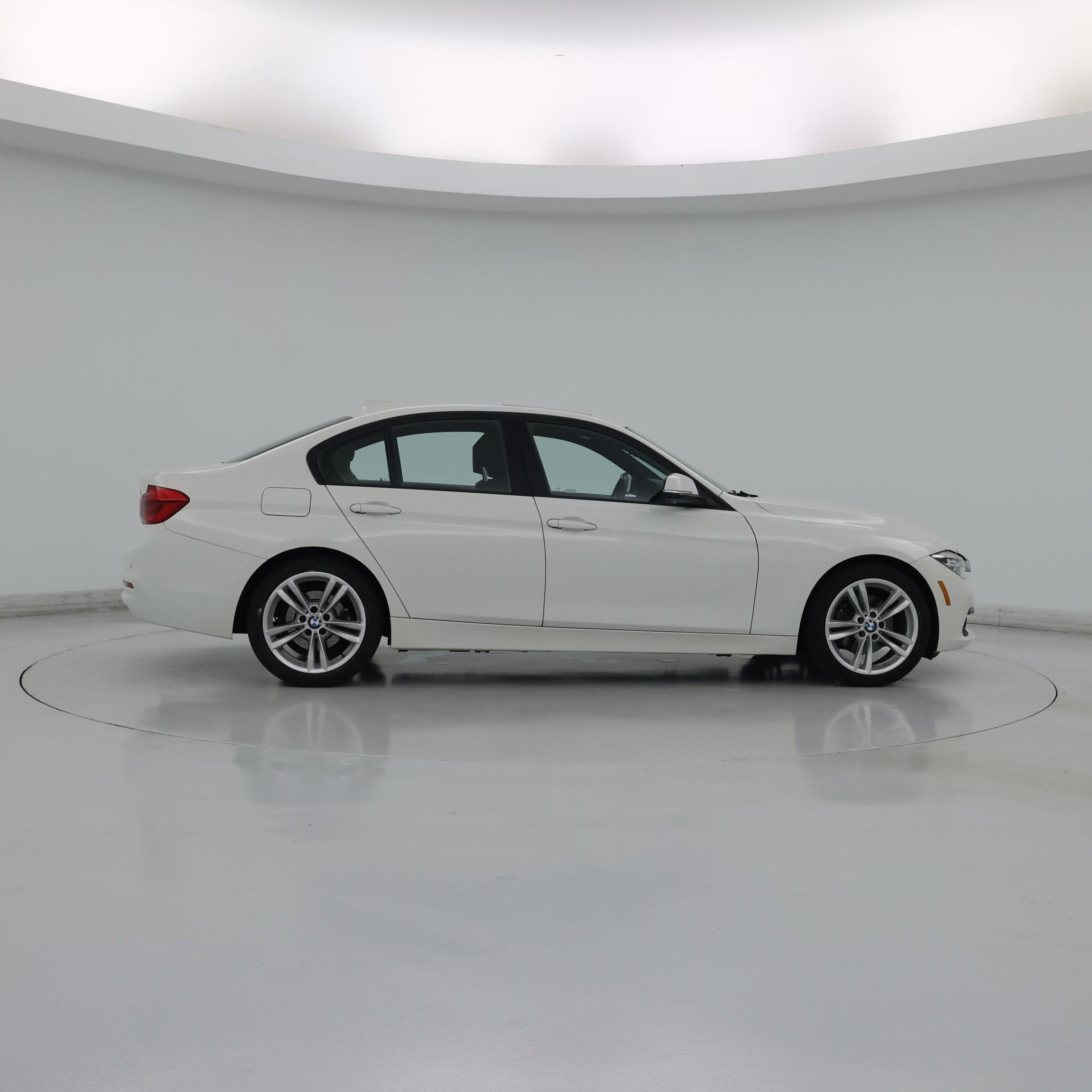 Thumbnail: 2017 BMW 3 Series - 7