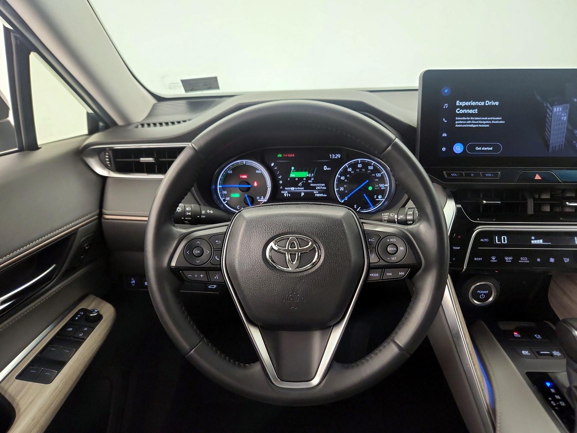 Thumbnail: 2024 Toyota Venza - 10