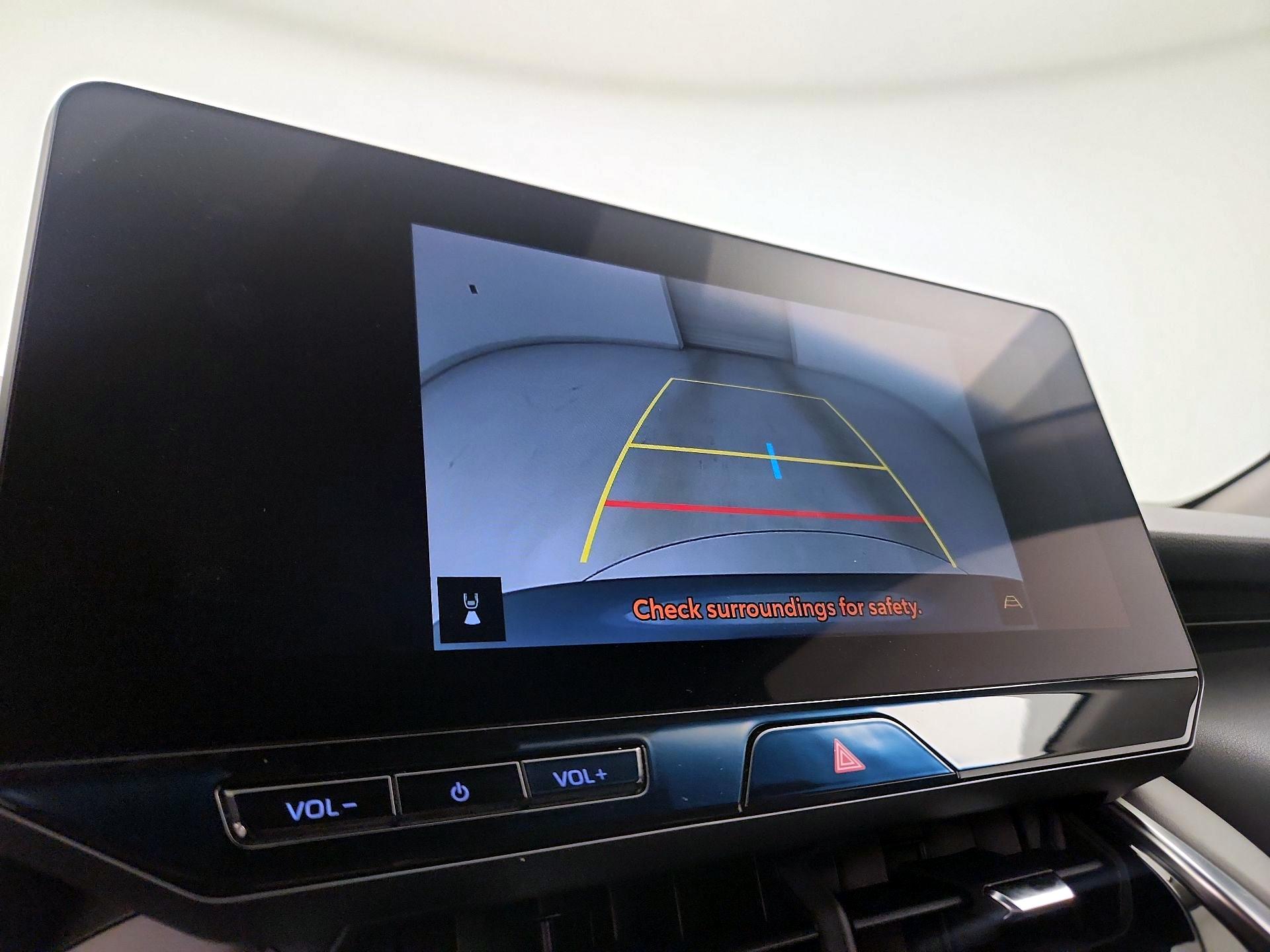 Thumbnail: 2024 Toyota Venza - 14