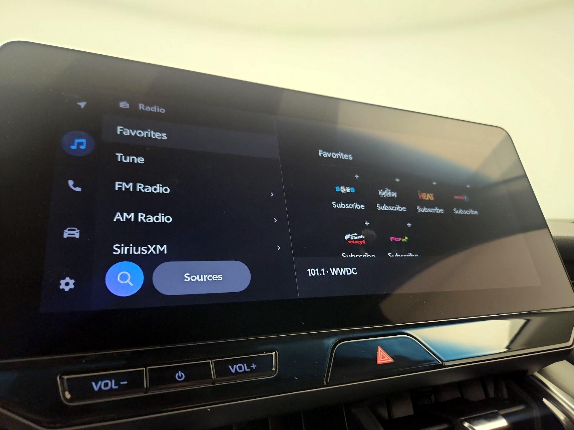 Thumbnail: 2024 Toyota Venza - 15