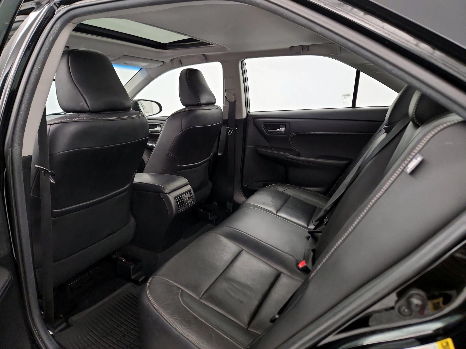 Thumbnail: 2015 Toyota Camry - 20