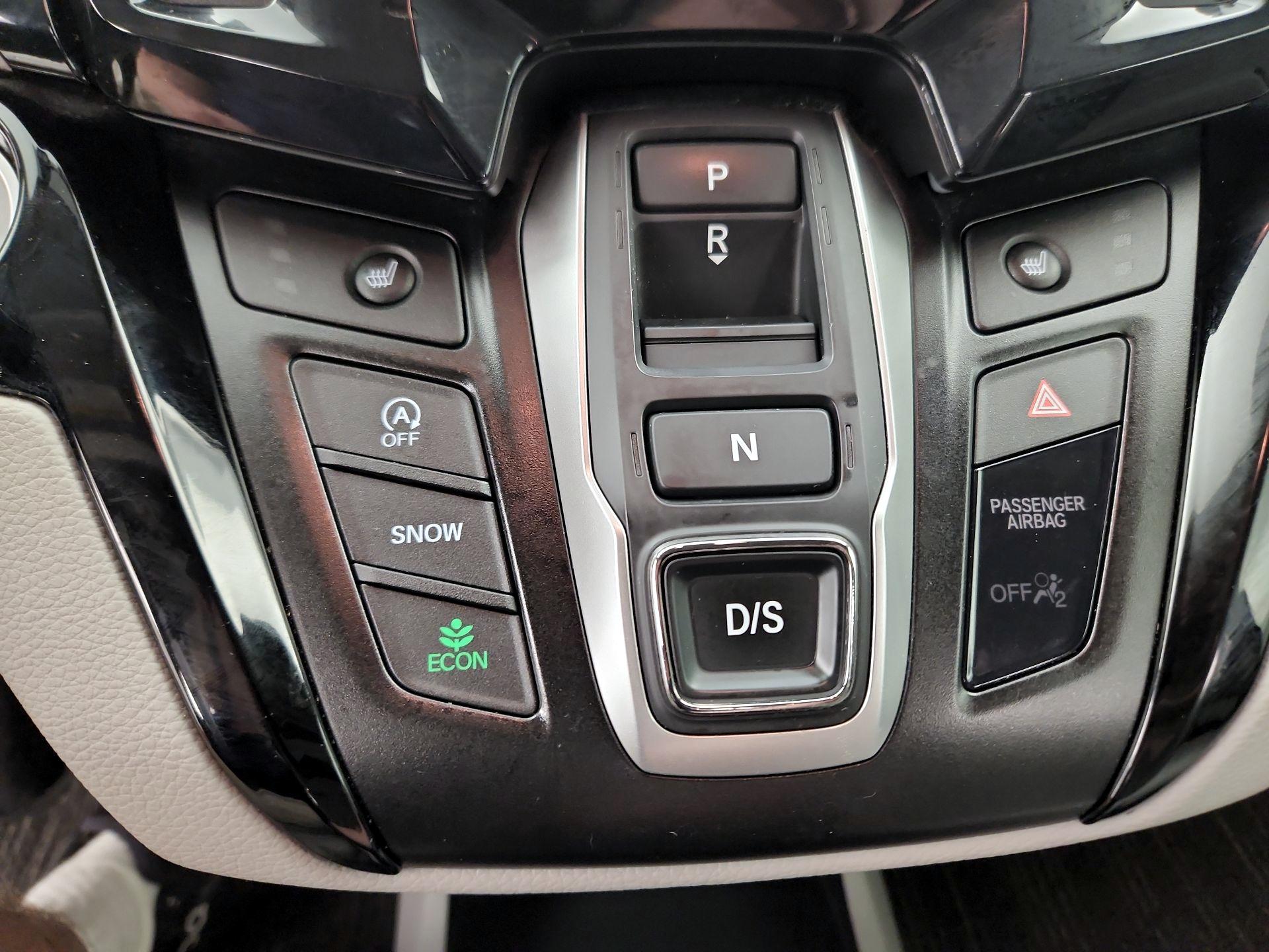 Thumbnail: 2021 Honda Odyssey - 18