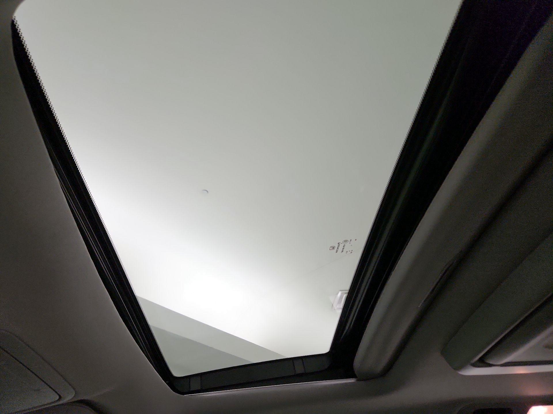 Thumbnail: 2021 Honda Odyssey - 20