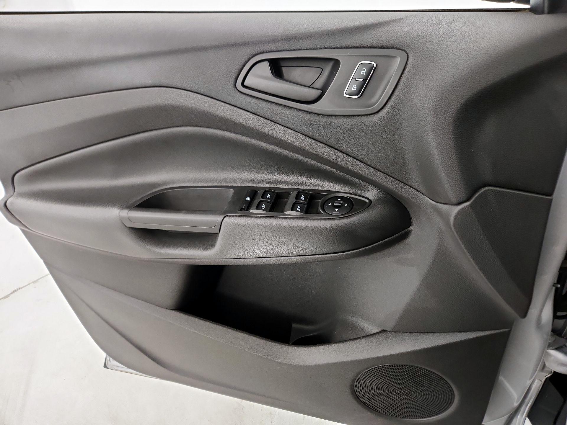 Thumbnail: 2015 Ford Escape - 12