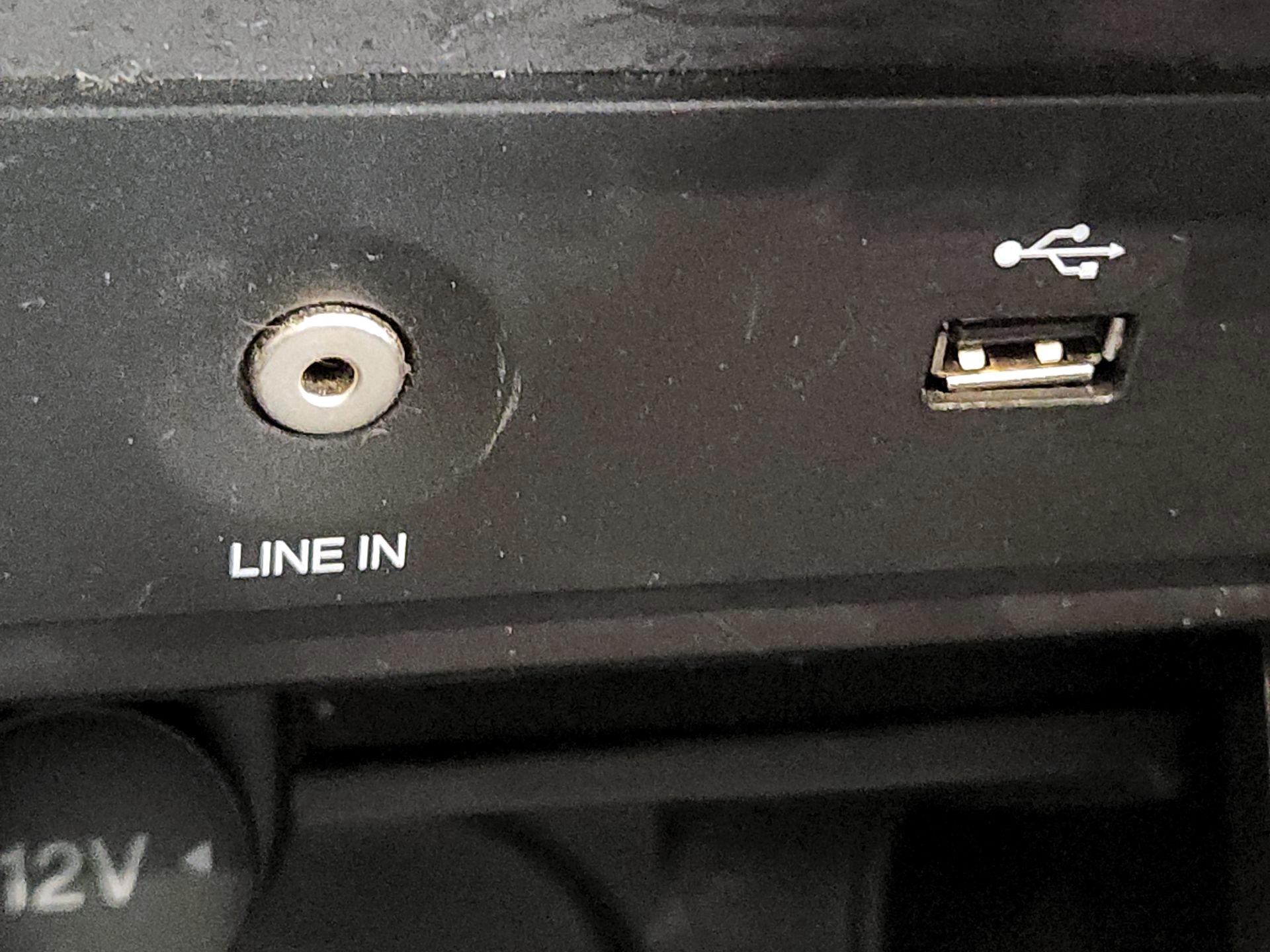 Thumbnail: 2015 Ford Escape - 18