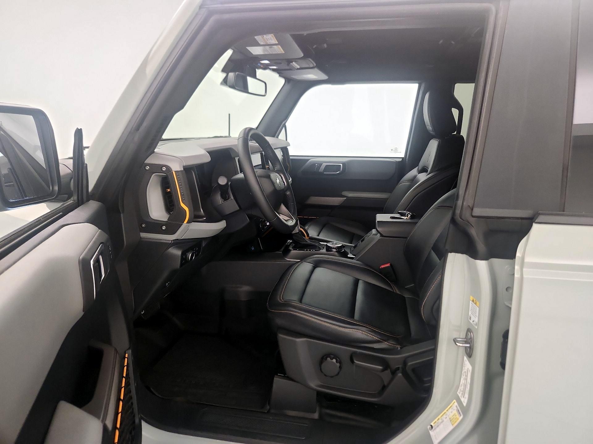 Thumbnail: 2023 Ford Bronco - 11