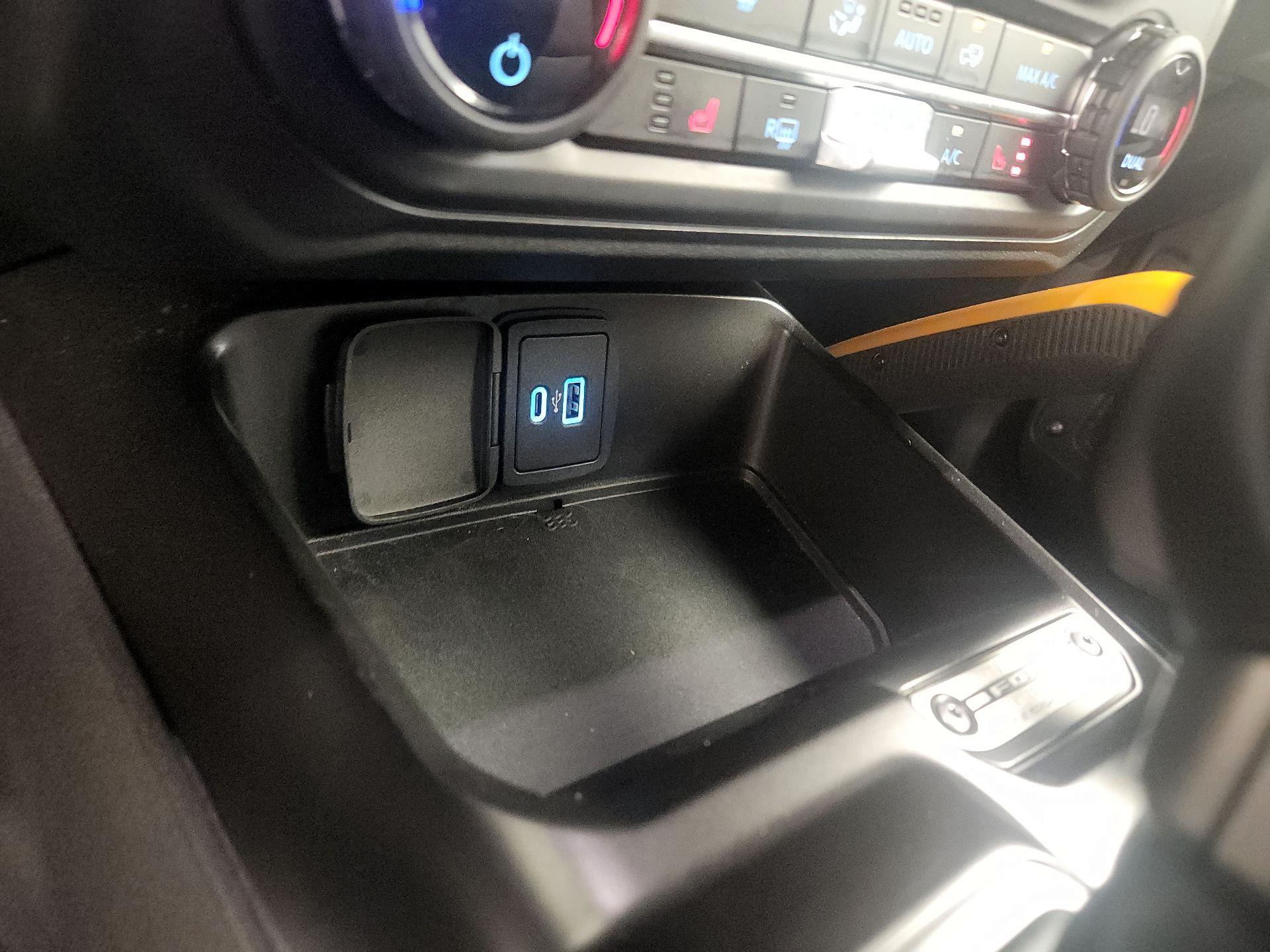 Thumbnail: 2023 Ford Bronco - 18