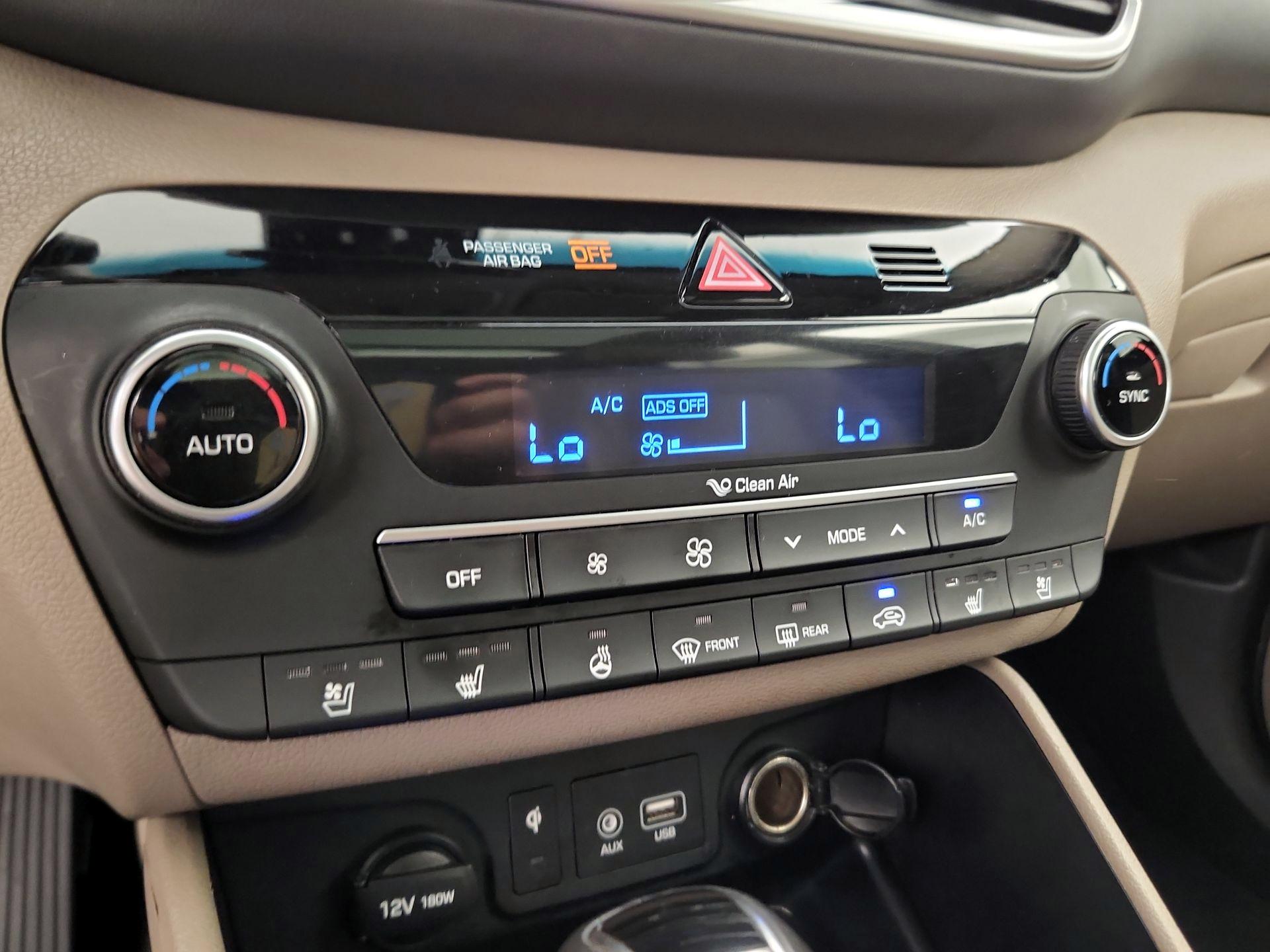Thumbnail: 2020 Hyundai Tucson - 16