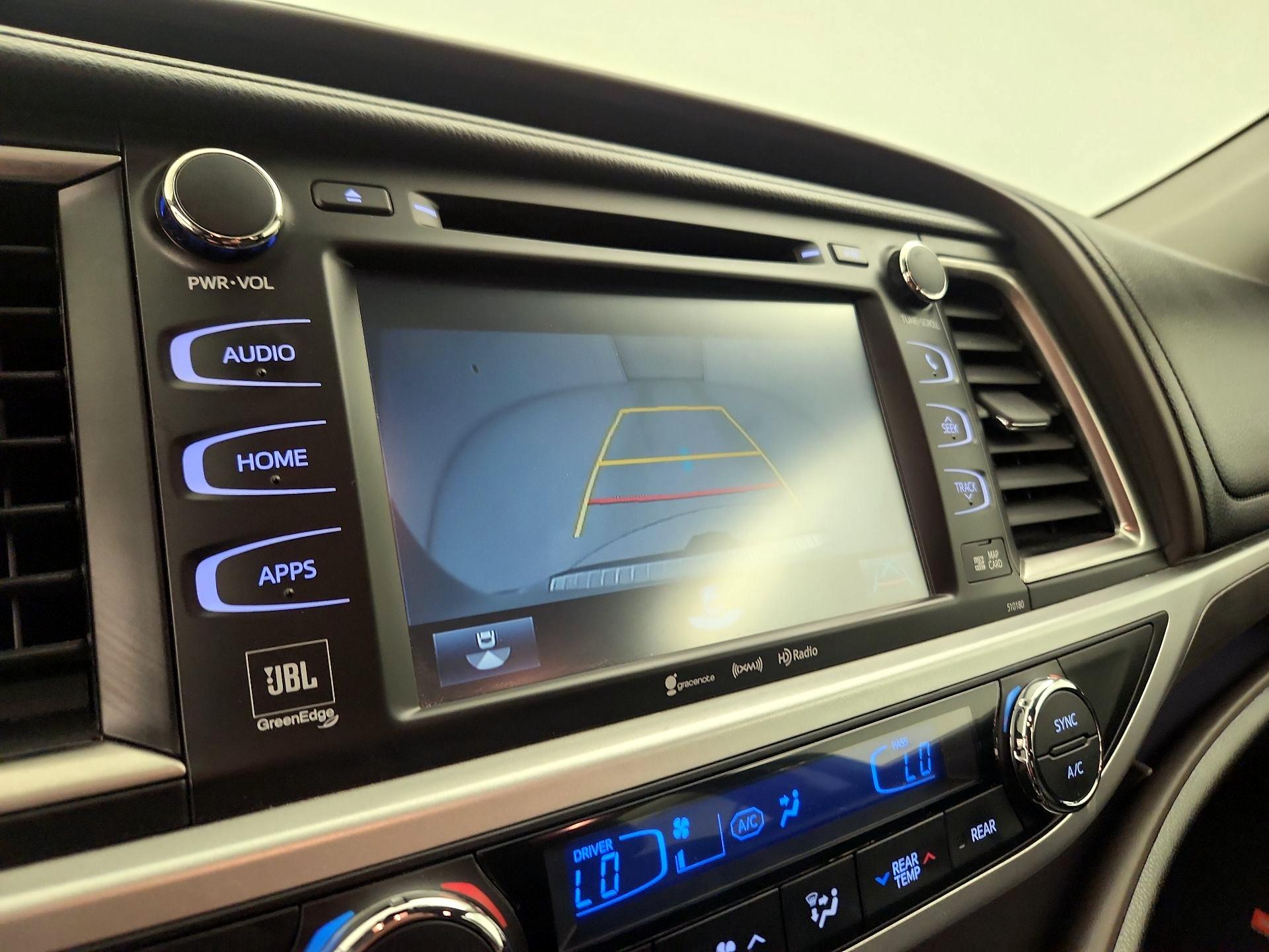 Thumbnail: 2017 Toyota Highlander - 14
