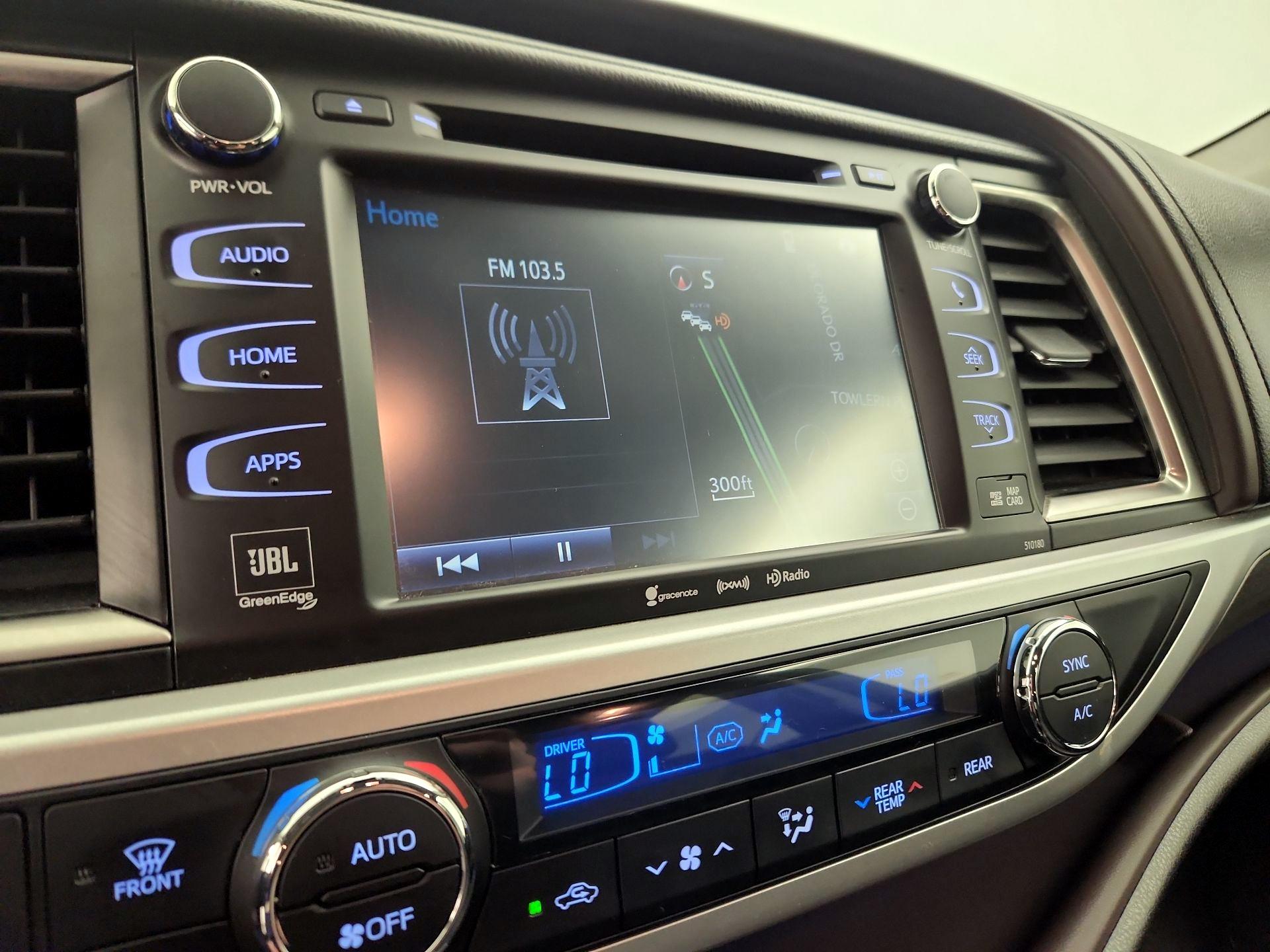 Thumbnail: 2017 Toyota Highlander - 15