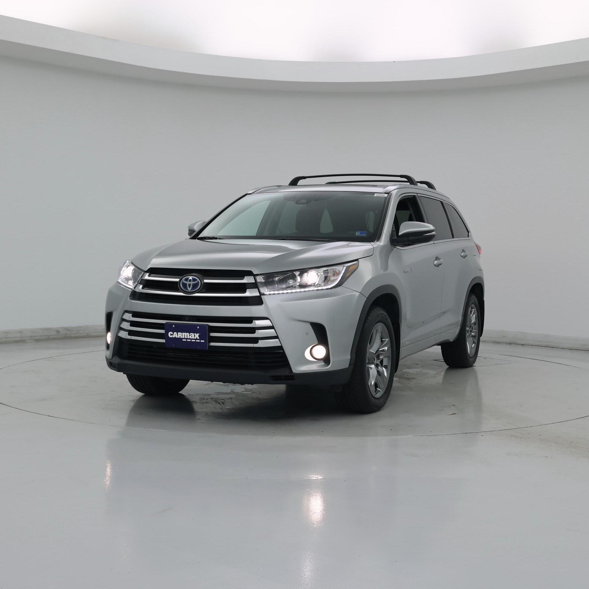 Thumbnail: 2017 Toyota Highlander - 4