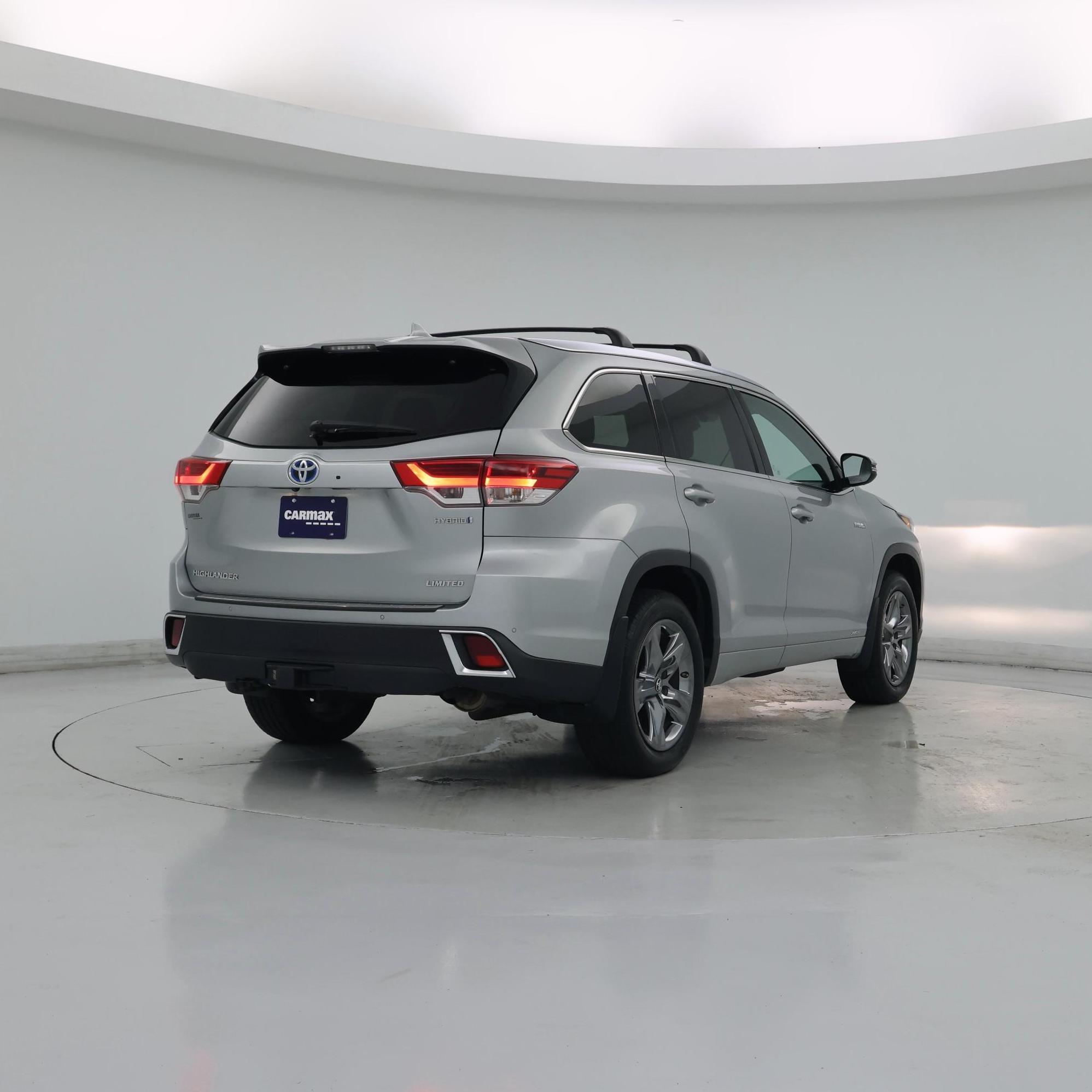 Thumbnail: 2017 Toyota Highlander - 8