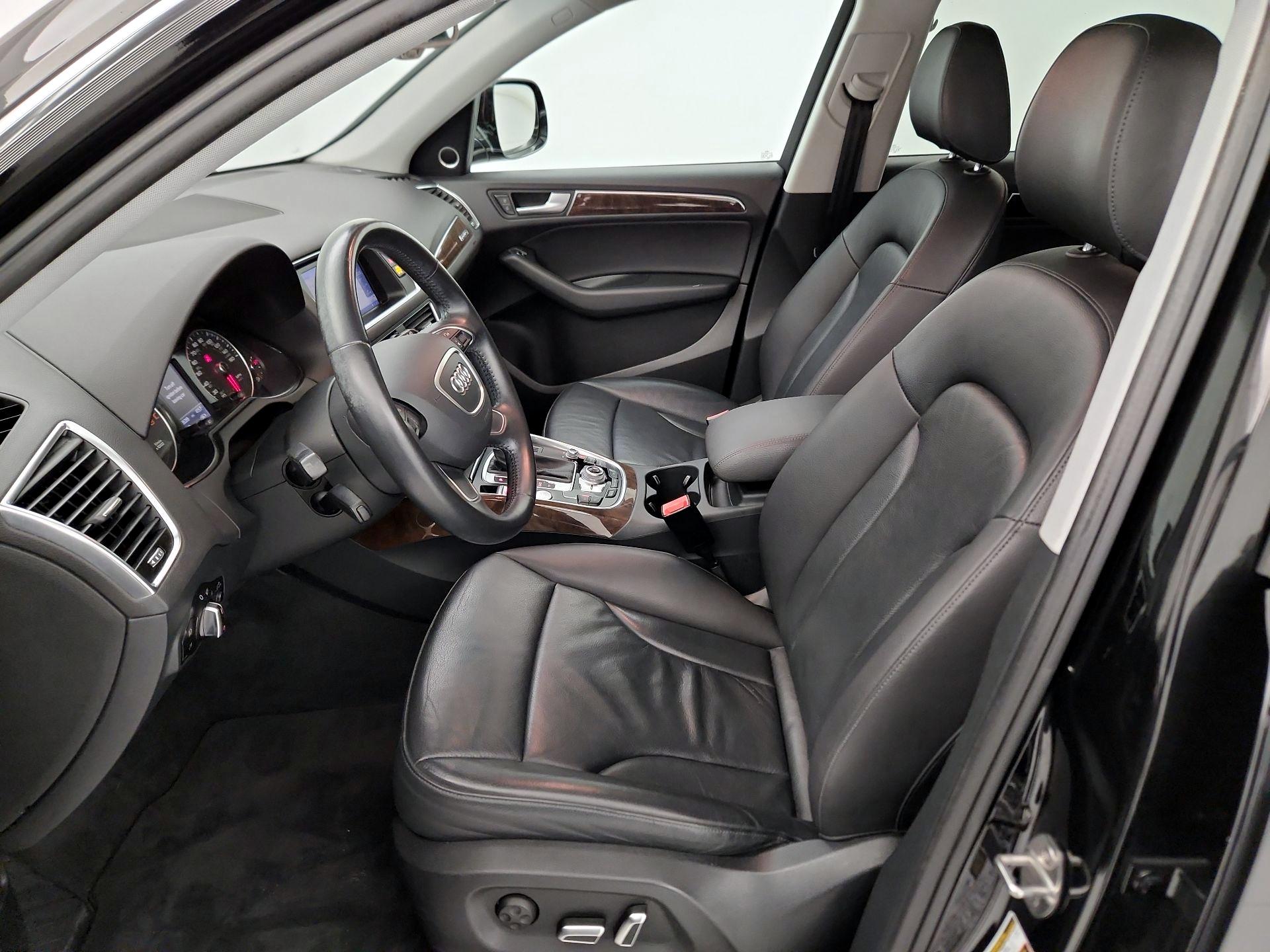 Thumbnail: 2016 Audi Q5 - 11