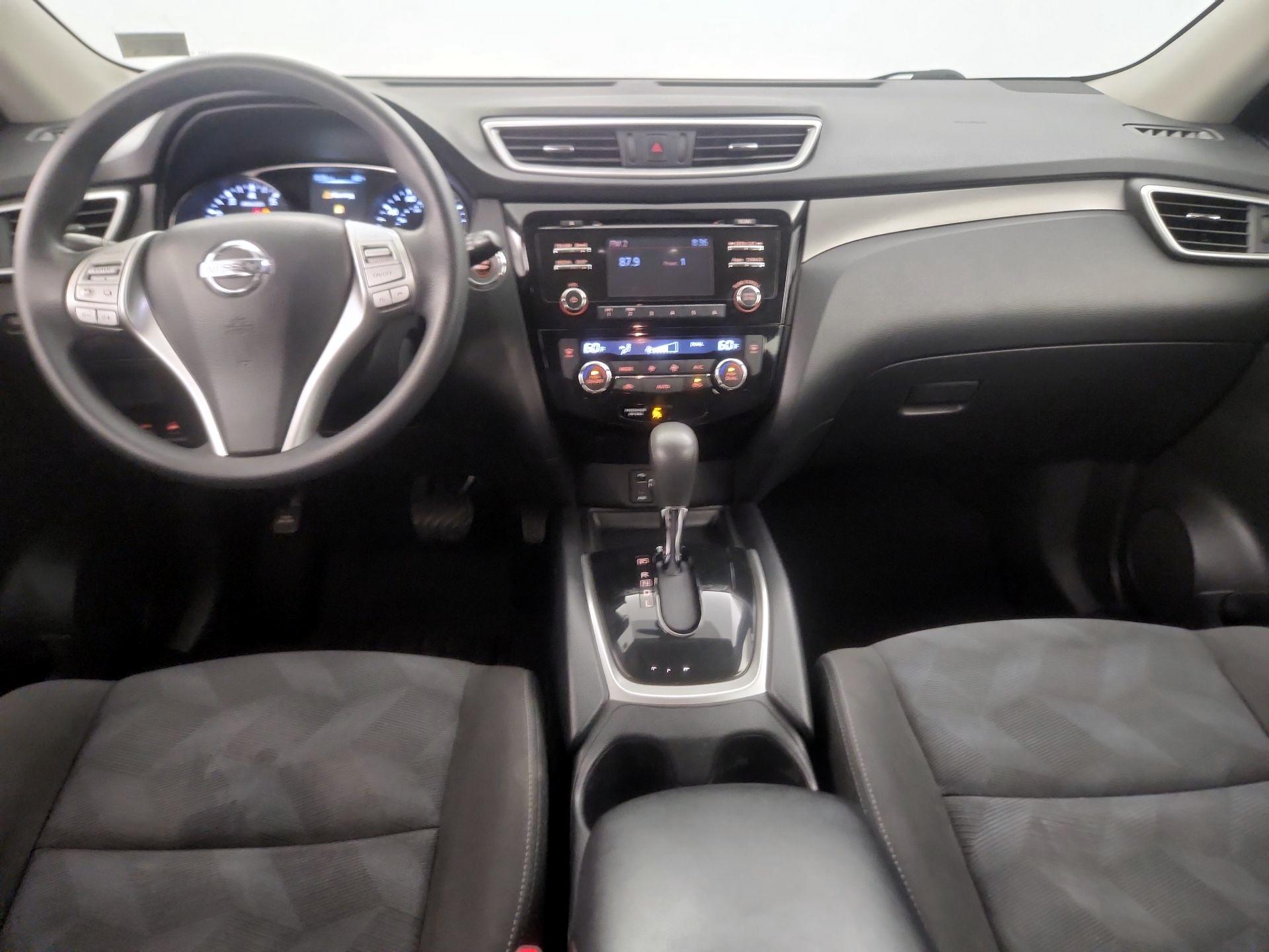 Thumbnail: 2016 Nissan Rogue - 9