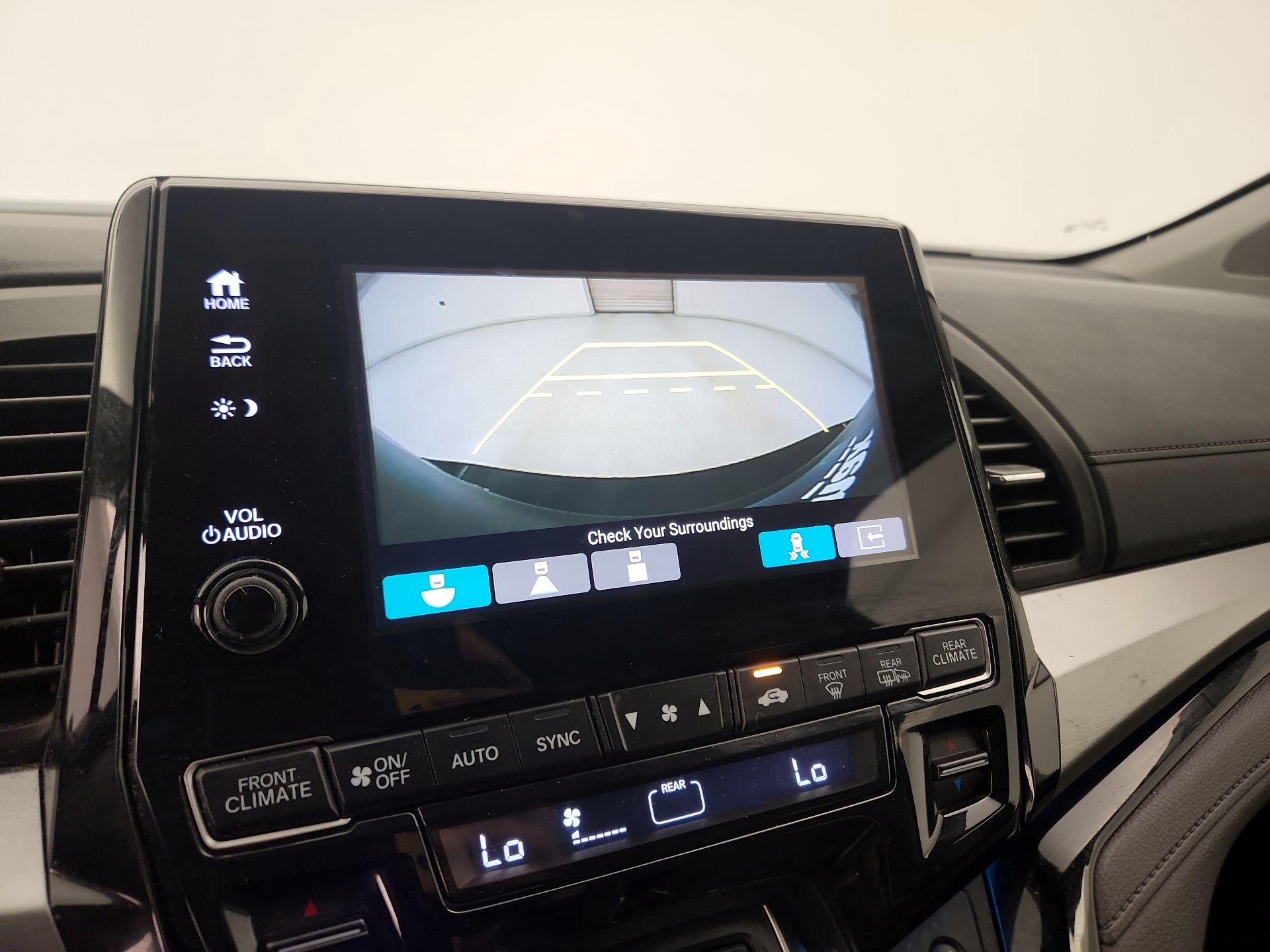 Thumbnail: 2019 Honda Odyssey - 15