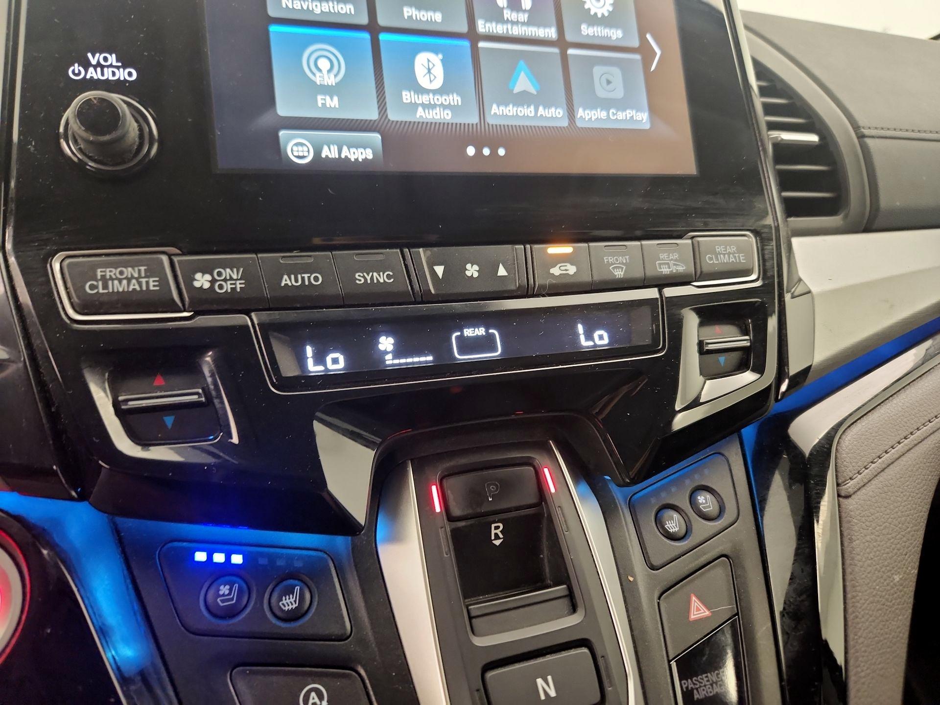 Thumbnail: 2019 Honda Odyssey - 17