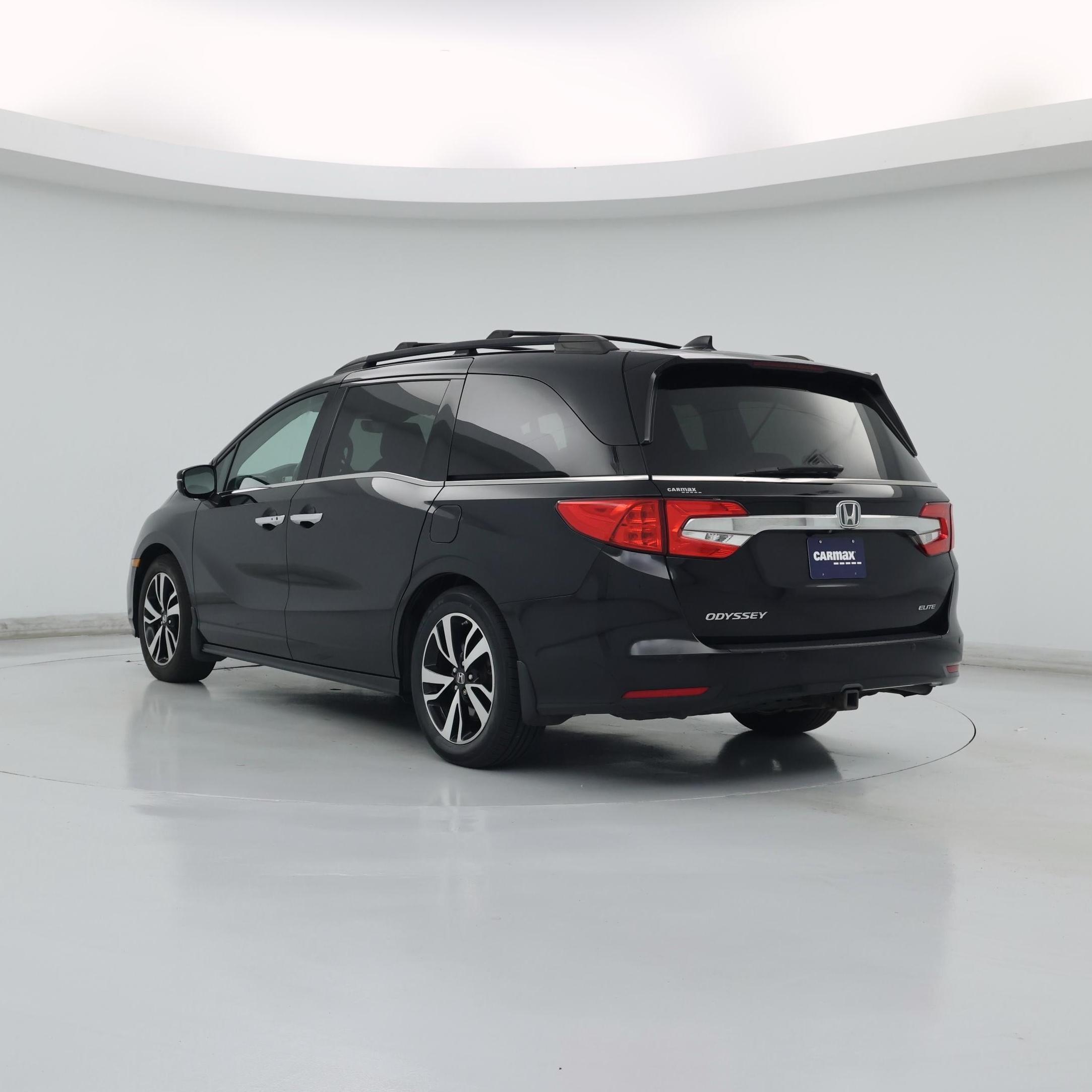 Thumbnail: 2019 Honda Odyssey - 2