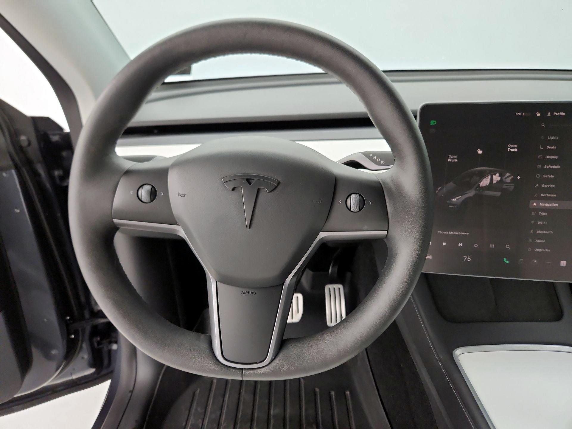 Thumbnail: 2022 Tesla Model Y - 10