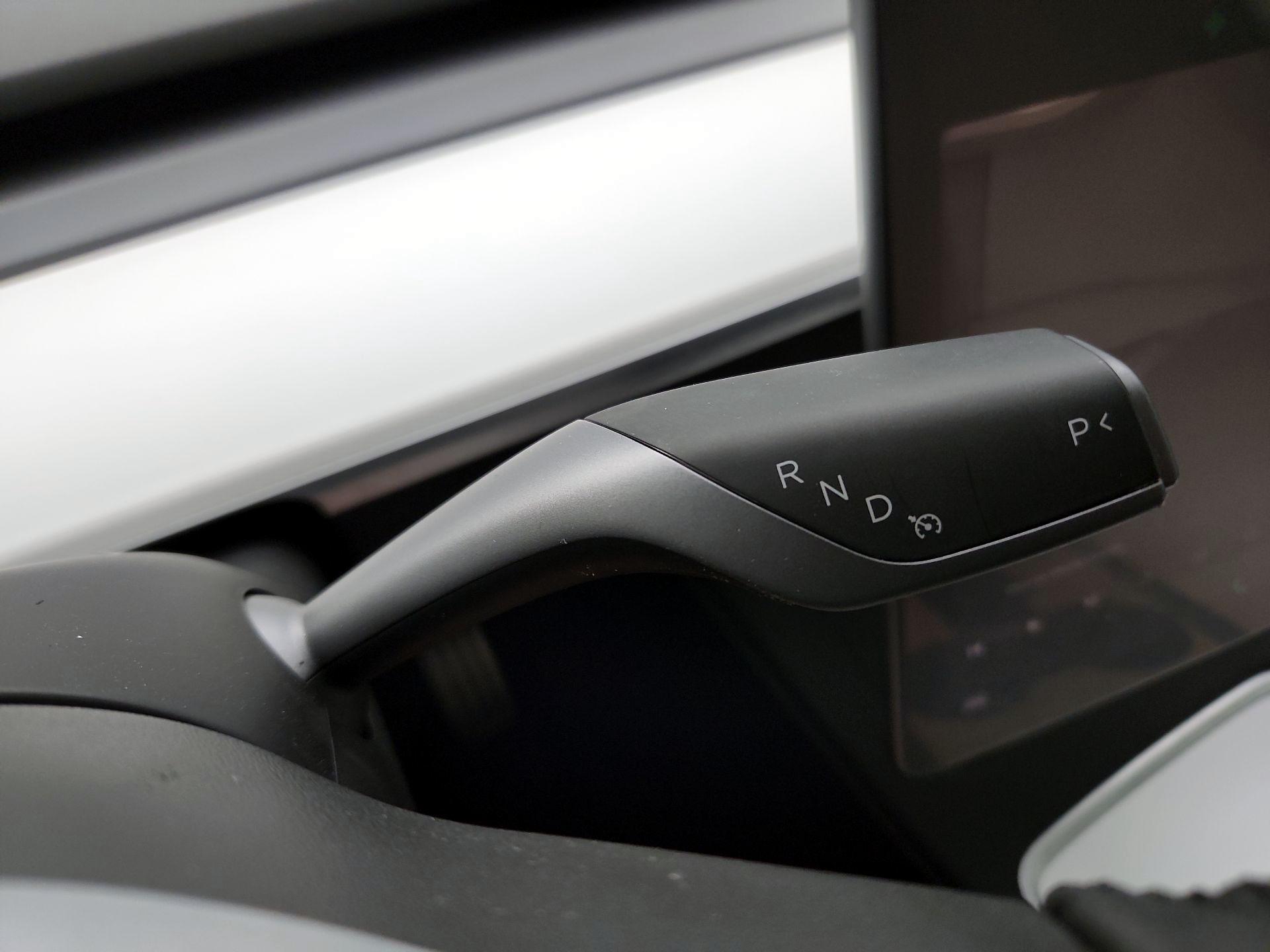 Thumbnail: 2022 Tesla Model Y - 17