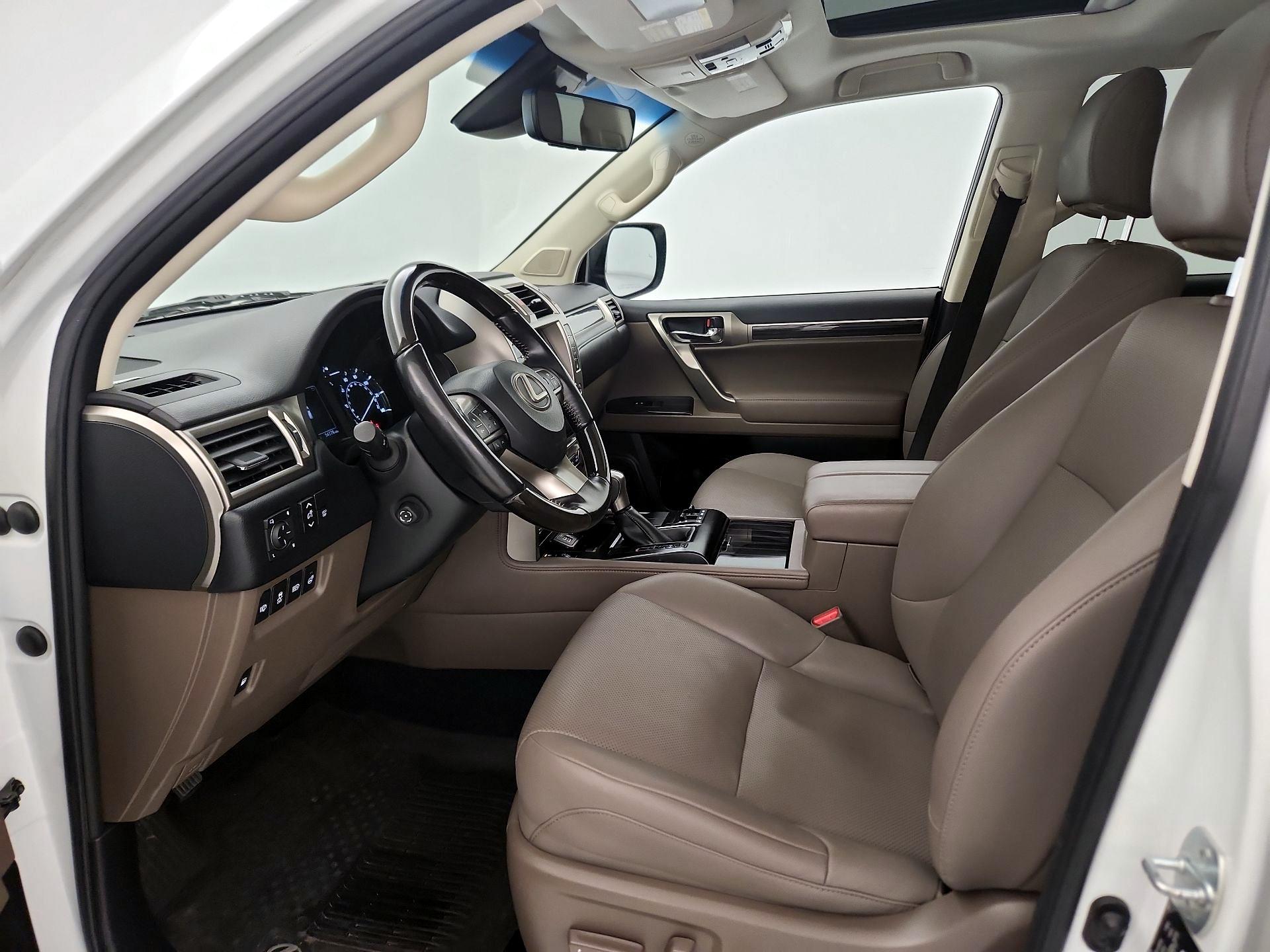 Thumbnail: 2021 Lexus GX - 11