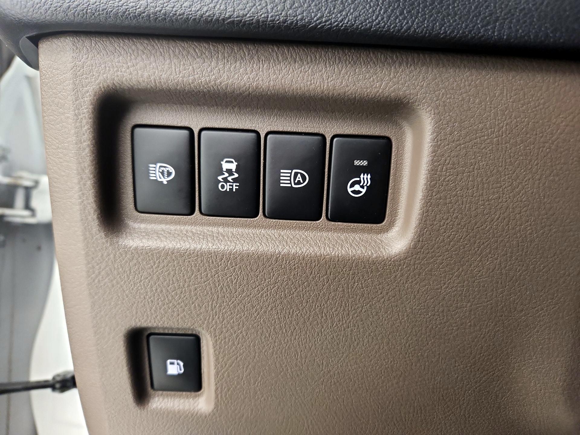 Thumbnail: 2021 Lexus GX - 13