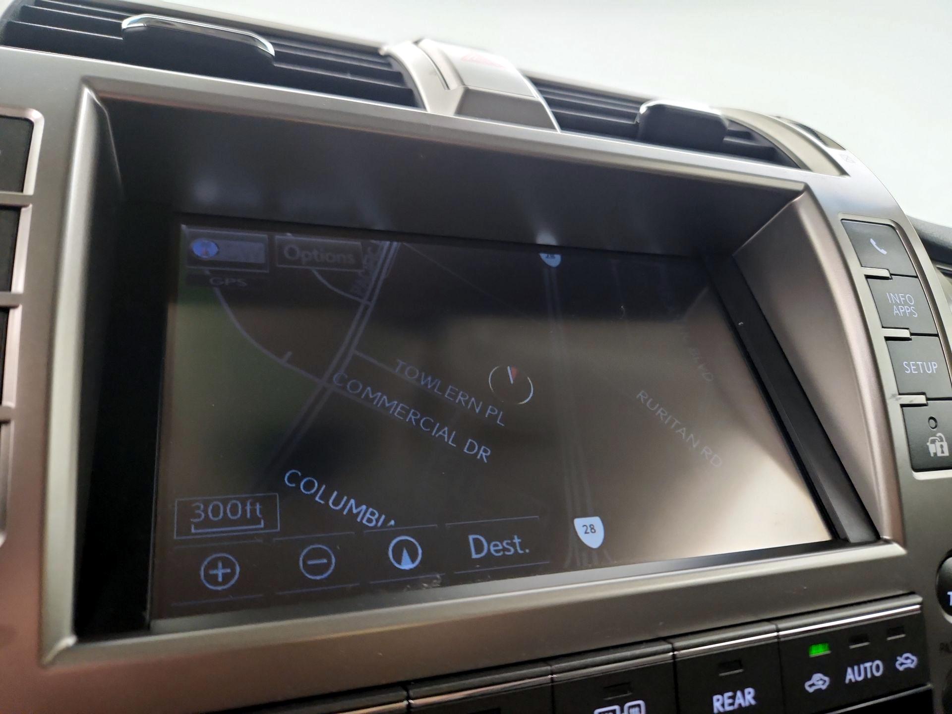 Thumbnail: 2021 Lexus GX - 14