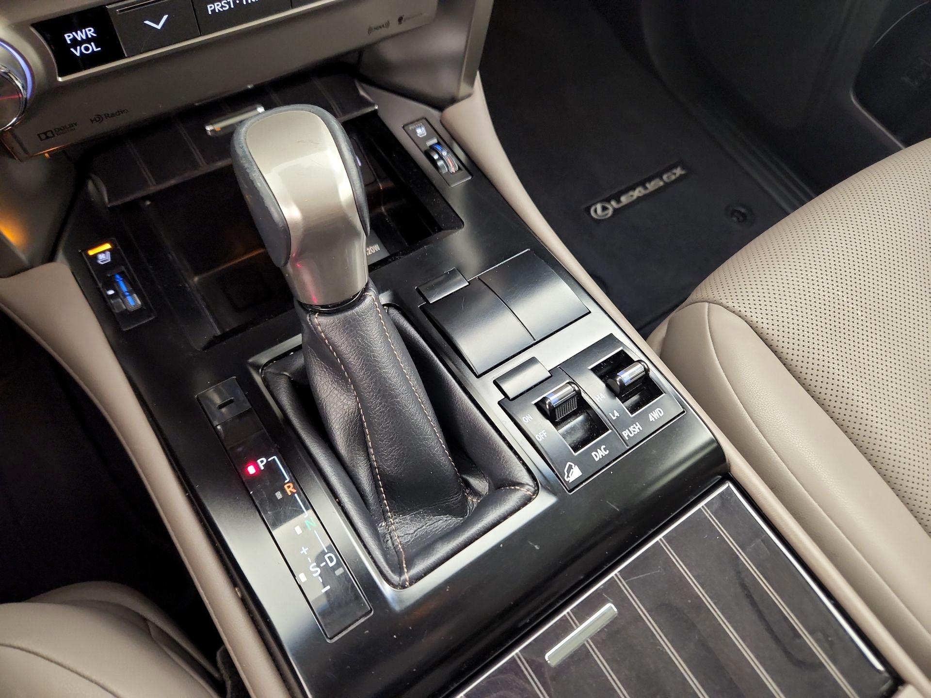 Thumbnail: 2021 Lexus GX - 18