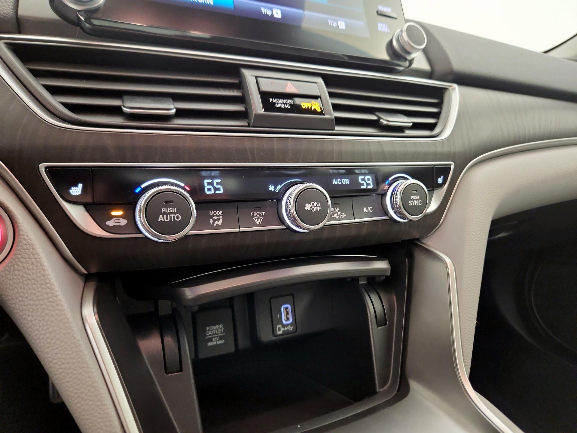 Thumbnail: 2018 Honda Accord - 16