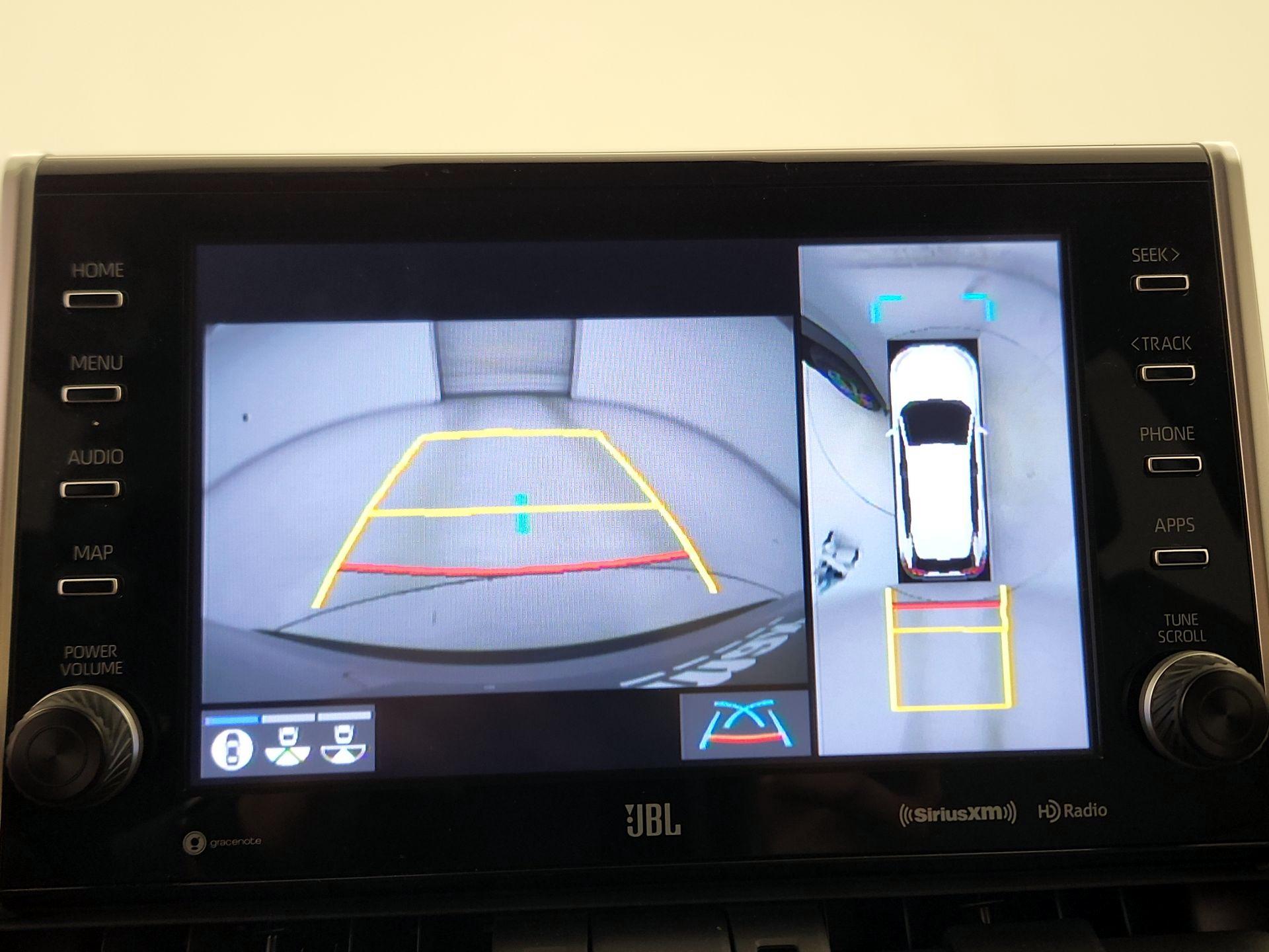 Thumbnail: 2022 Toyota RAV4 - 14