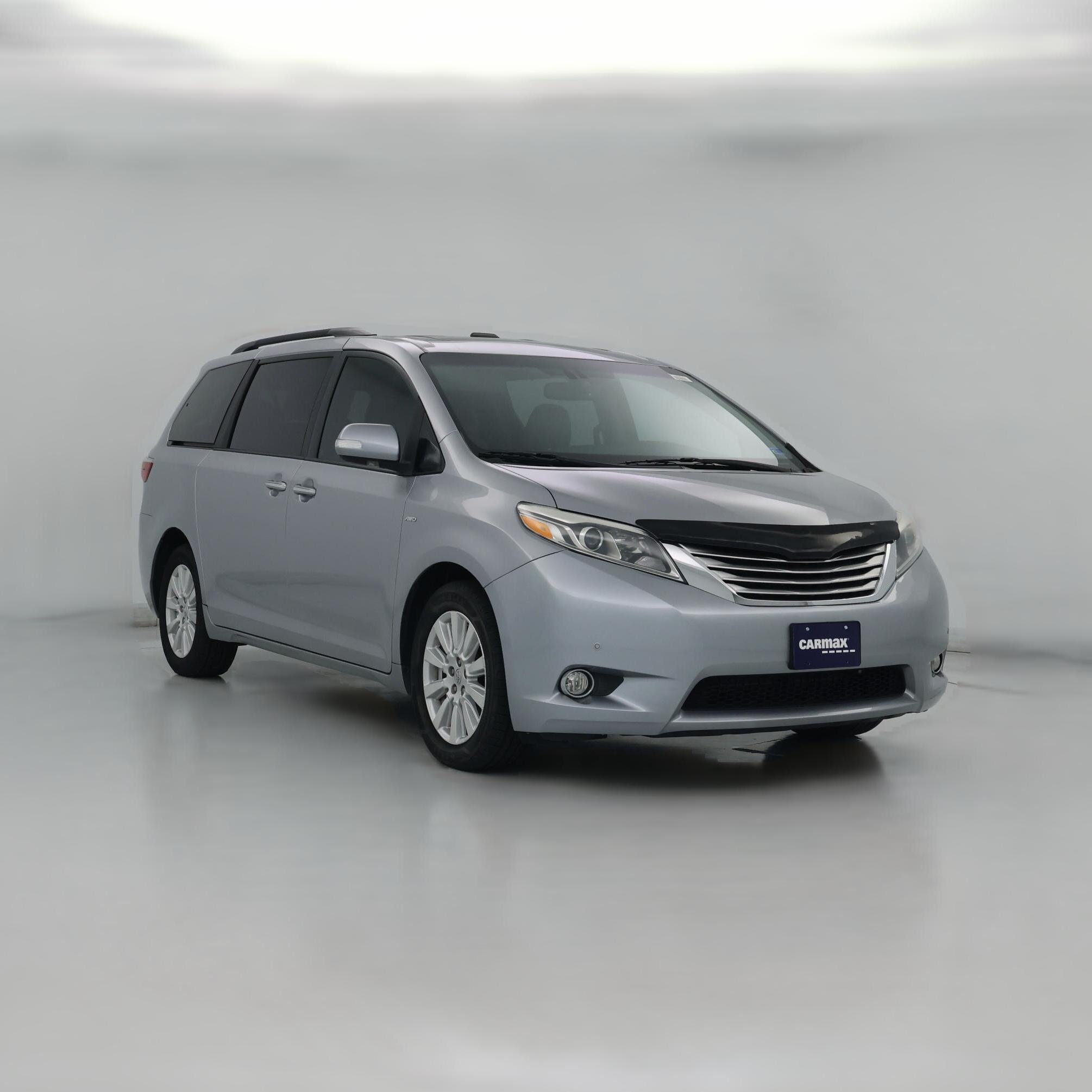 Thumbnail: 2017 Toyota Sienna - 1