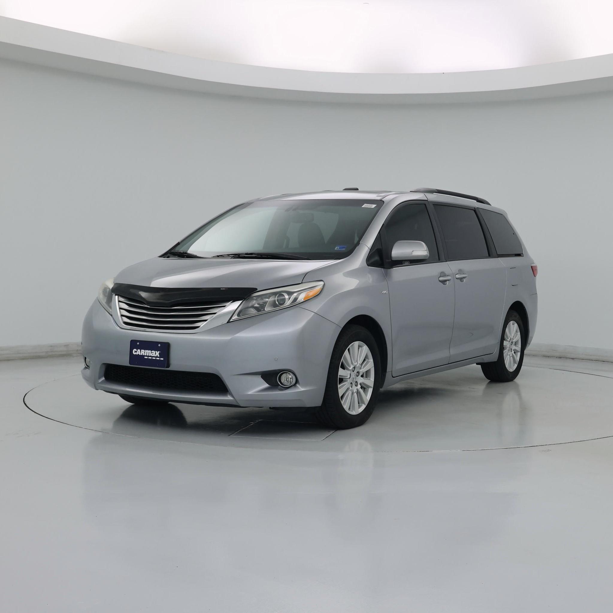 Thumbnail: 2017 Toyota Sienna - 4
