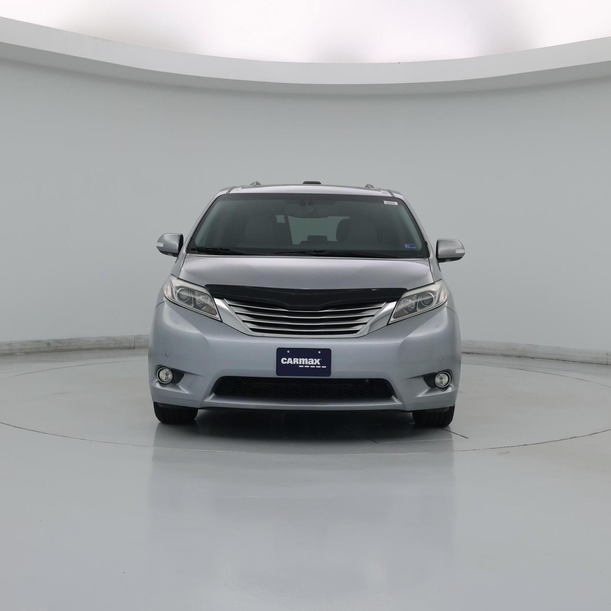 Thumbnail: 2017 Toyota Sienna - 5