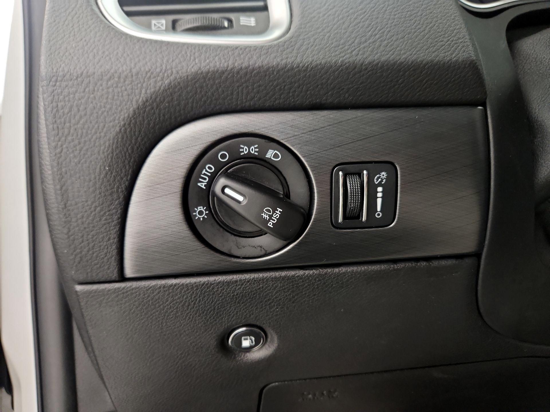 Thumbnail: 2019 Dodge Durango - 13