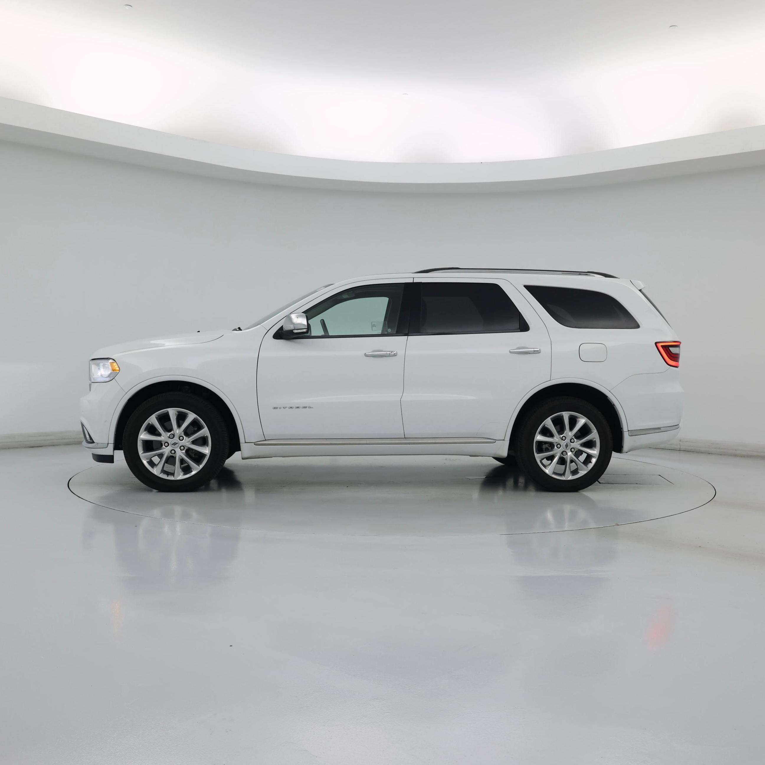 Thumbnail: 2019 Dodge Durango - 3
