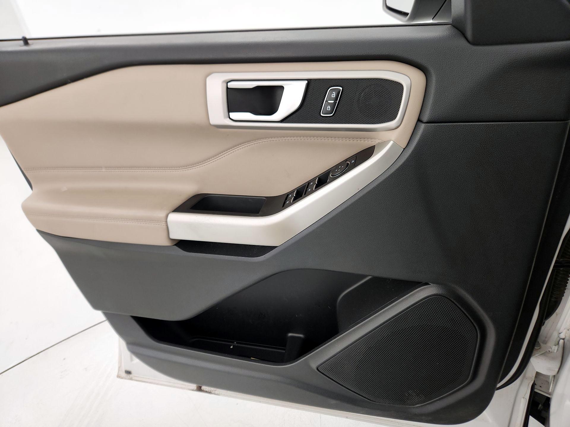 Thumbnail: 2021 Ford Explorer - 12