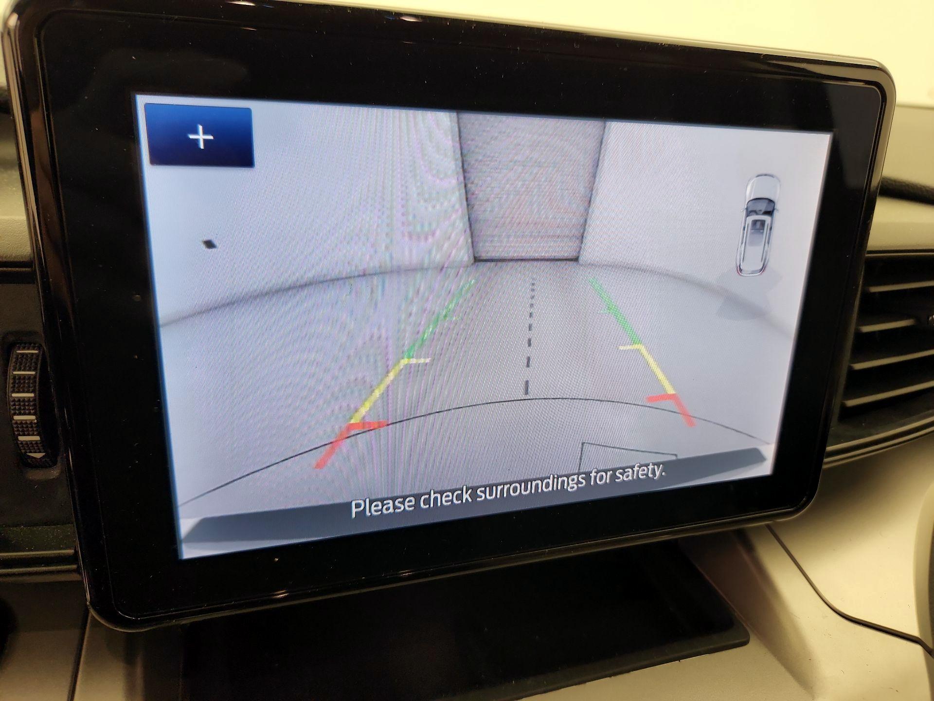 Thumbnail: 2021 Ford Explorer - 15