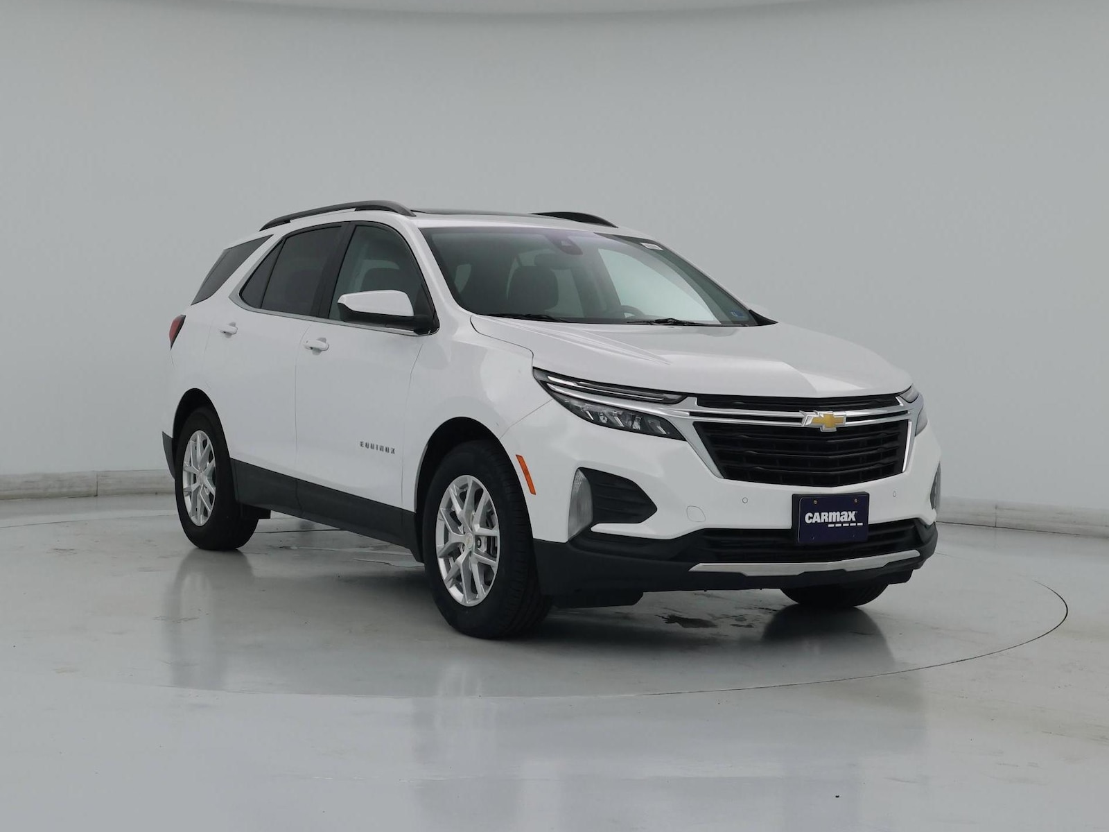 2022 Chevrolet Equinox LT - Photo 2