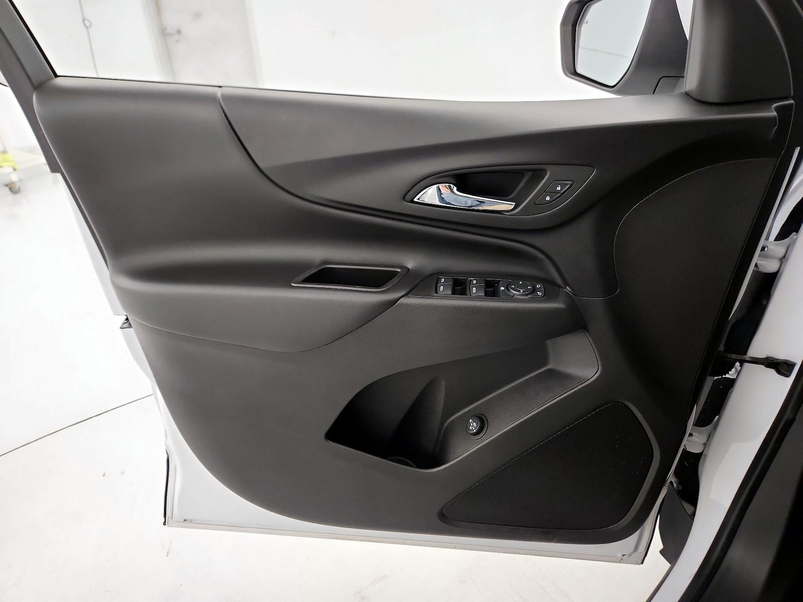 2022 Chevrolet Equinox LT - Photo 13