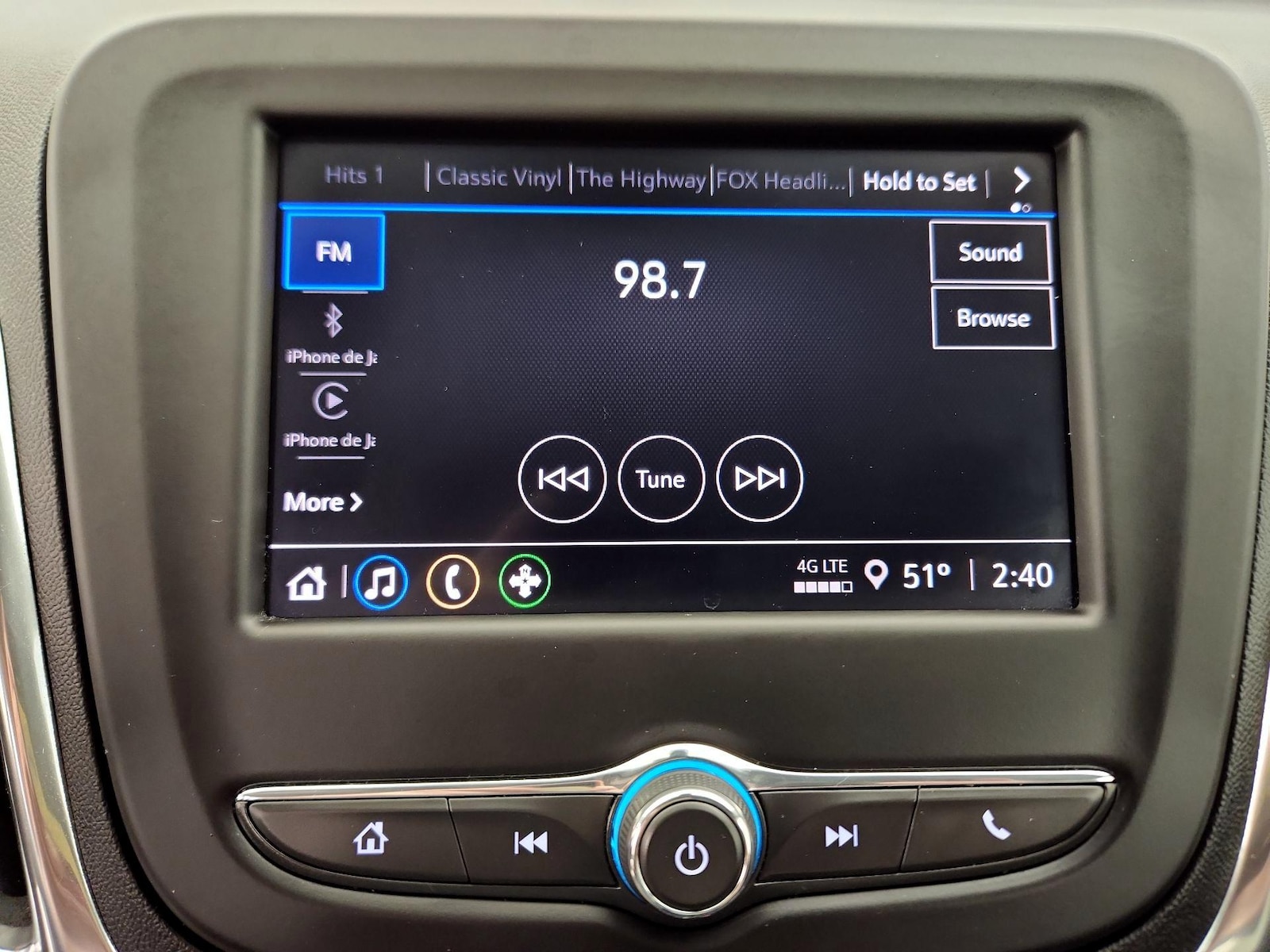 2022 Chevrolet Equinox LT - Photo 17