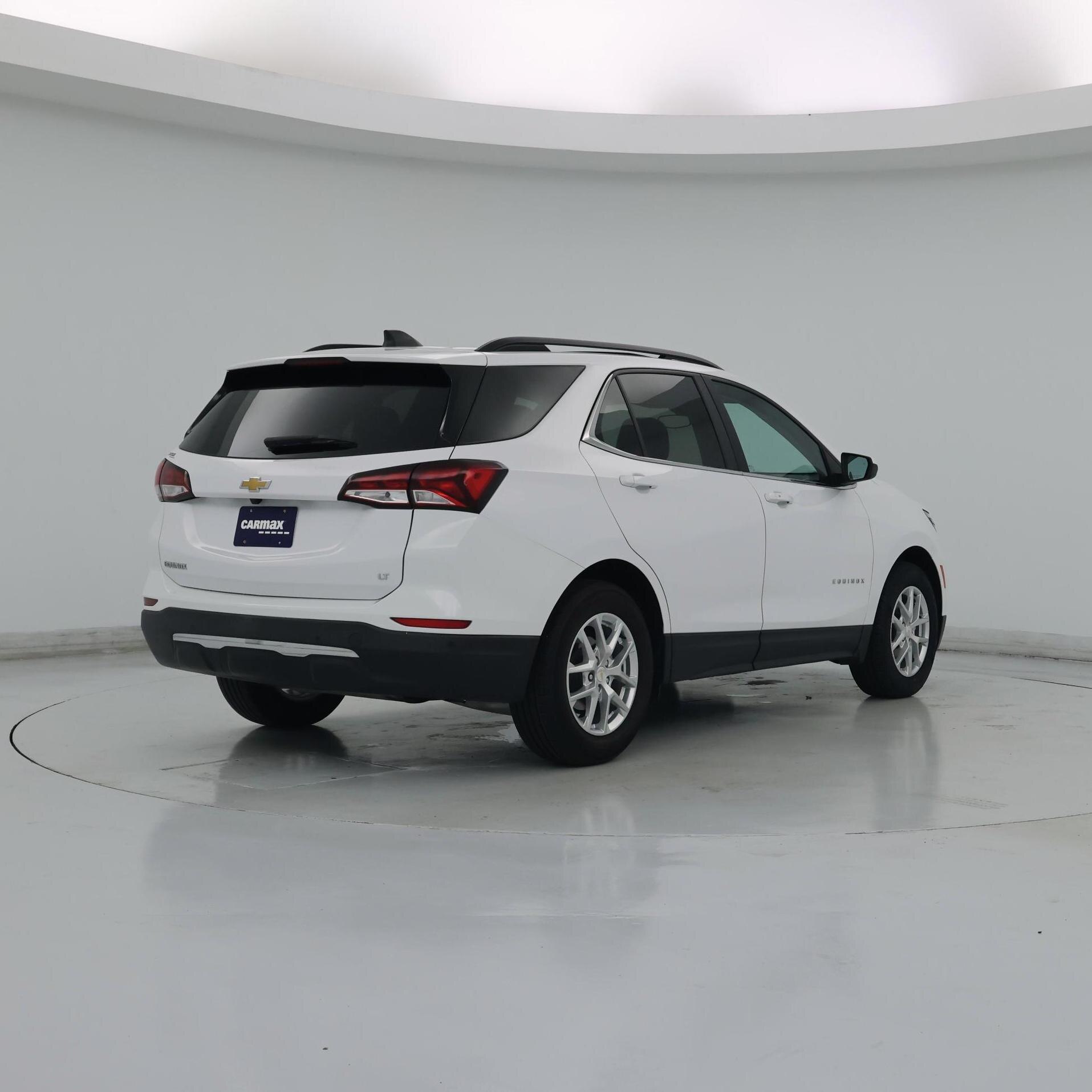 Thumbnail: 2022 Chevrolet Equinox - 8