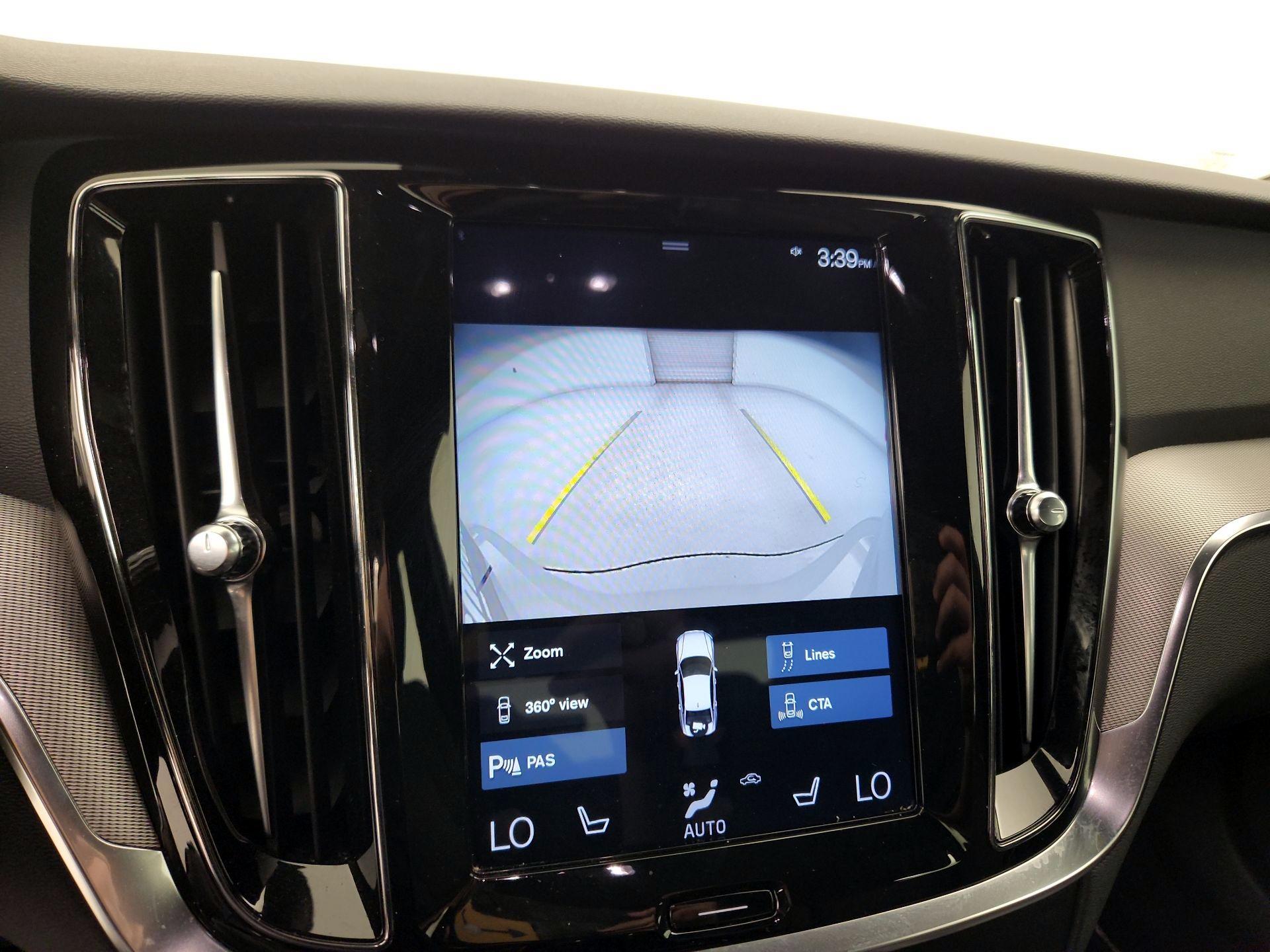 Thumbnail: 2019 Volvo S60 - 14