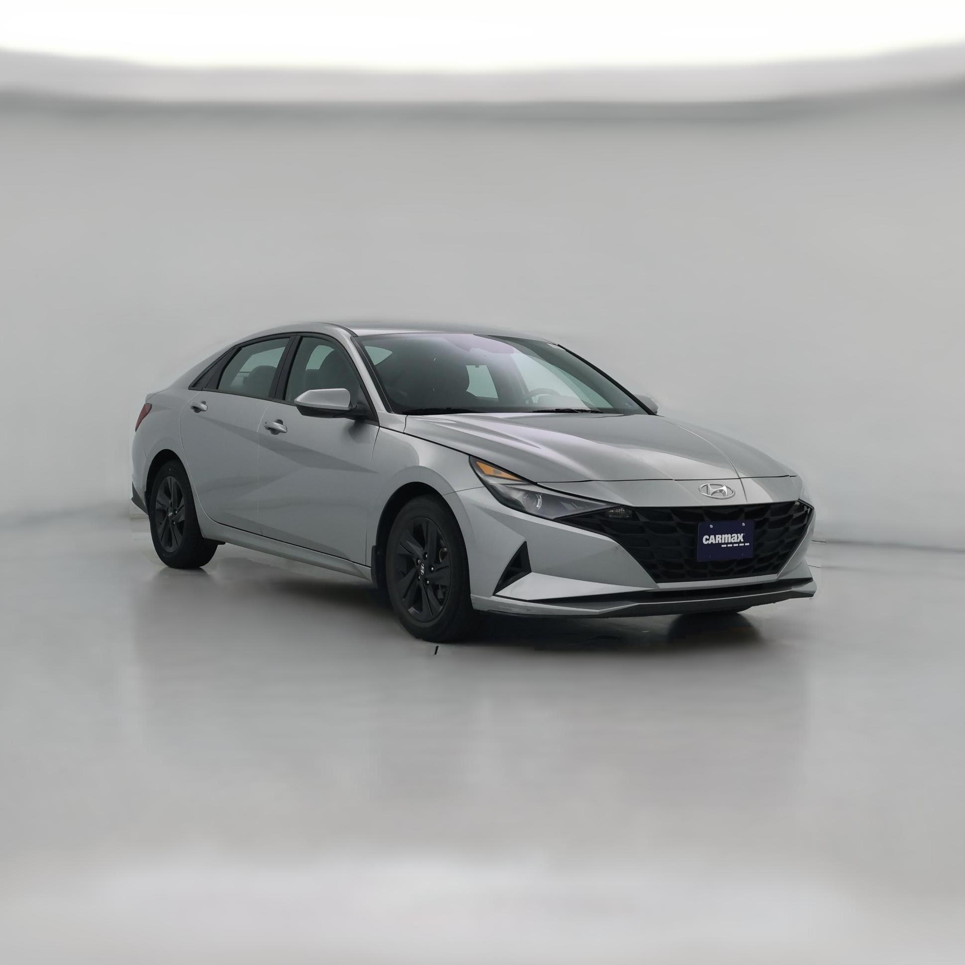 Thumbnail: 2023 Hyundai Elantra - 1