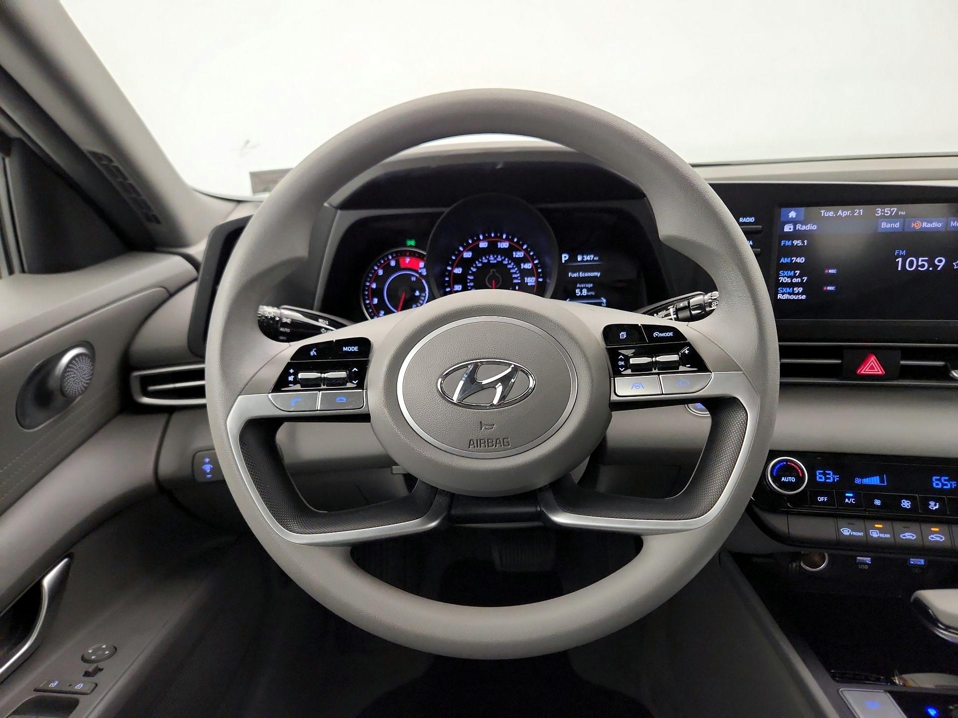 Thumbnail: 2023 Hyundai Elantra - 10