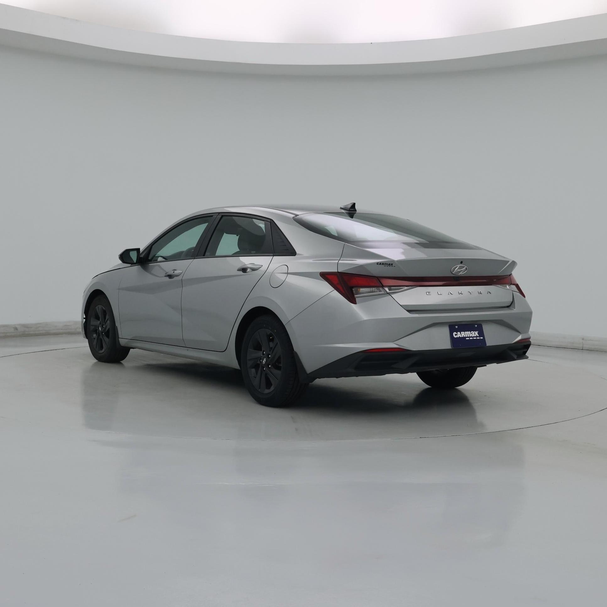 Thumbnail: 2023 Hyundai Elantra - 2