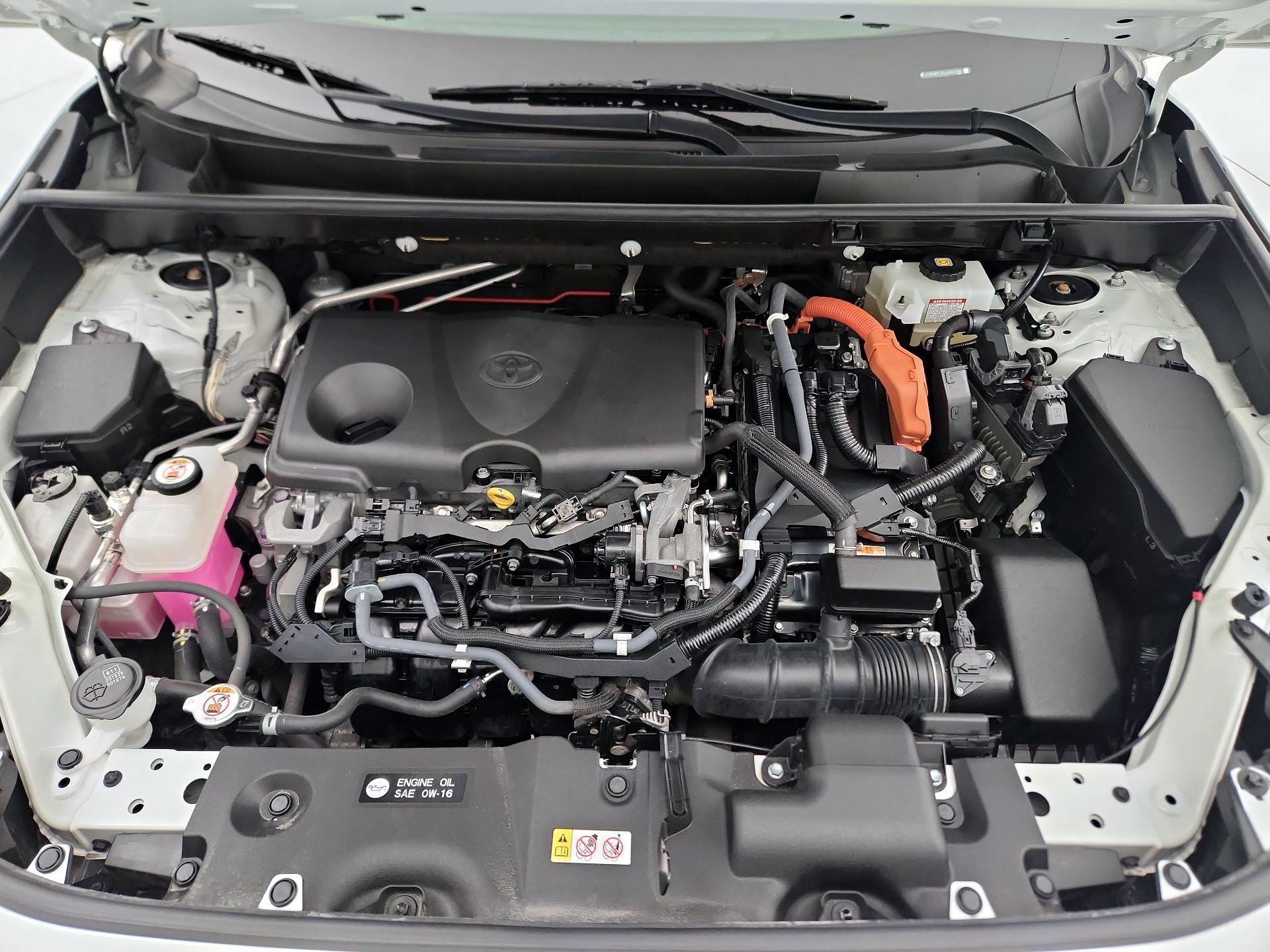 Thumbnail: 2020 Toyota RAV4 - 20