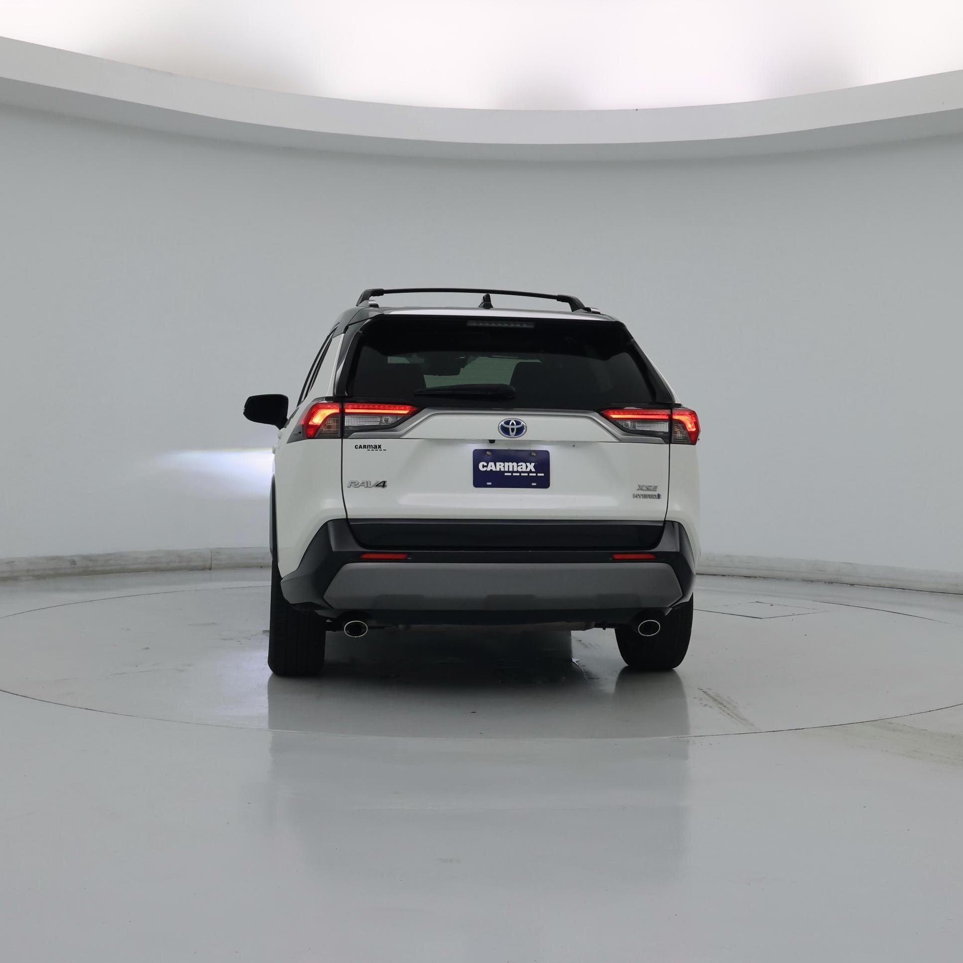Thumbnail: 2020 Toyota RAV4 - 6