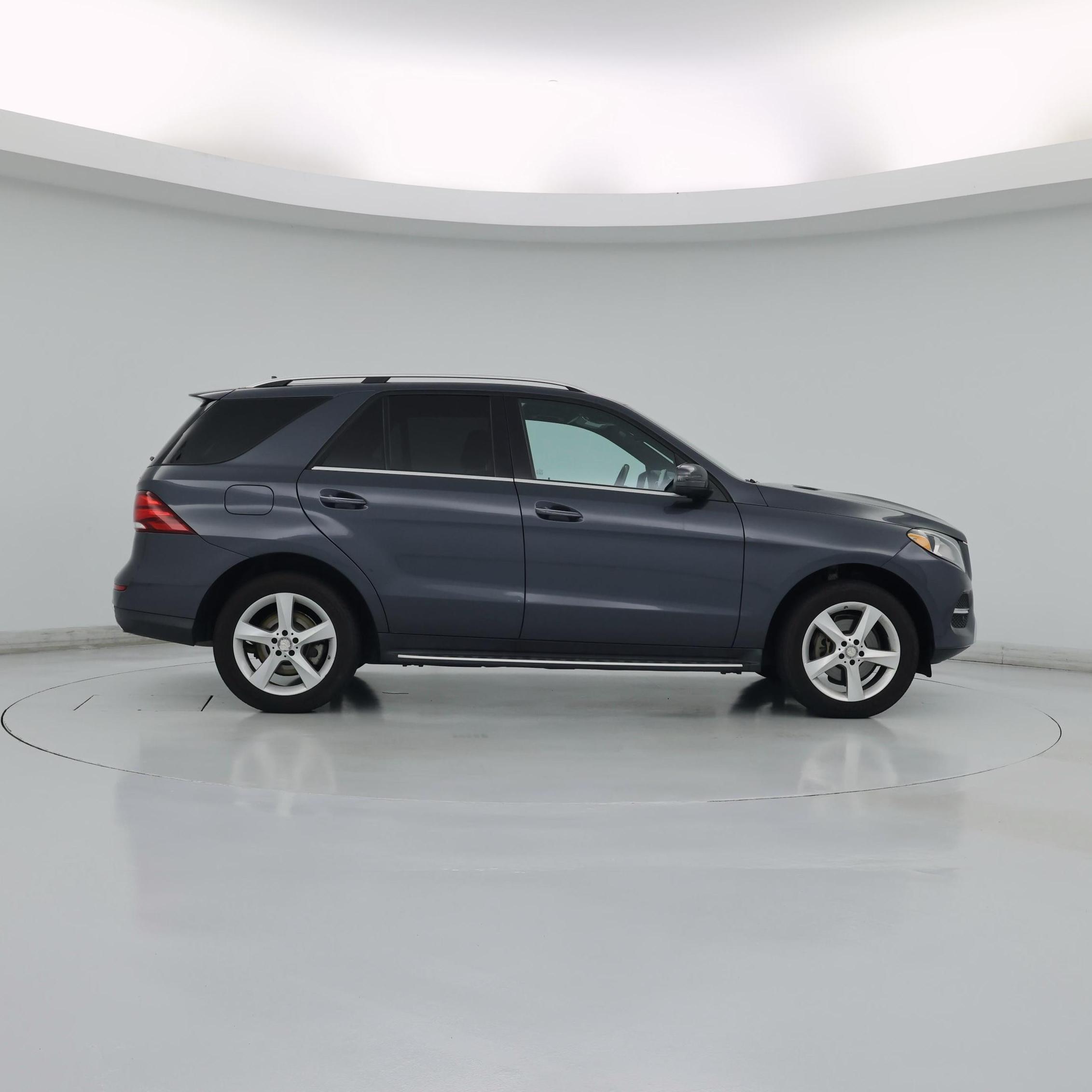 Thumbnail: 2016 Mercedes-Benz GLE - 7