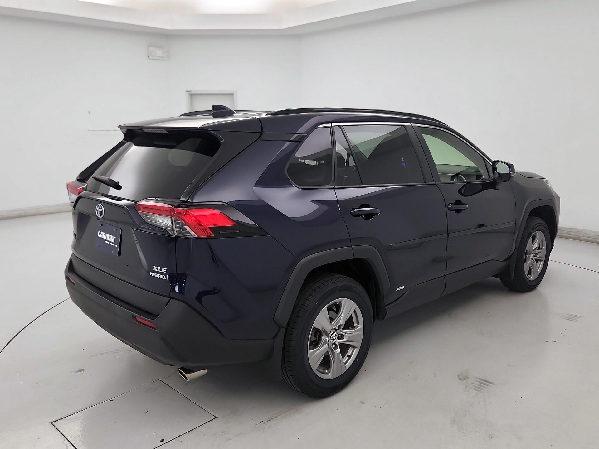 Thumbnail: 2023 Toyota RAV4 - 5