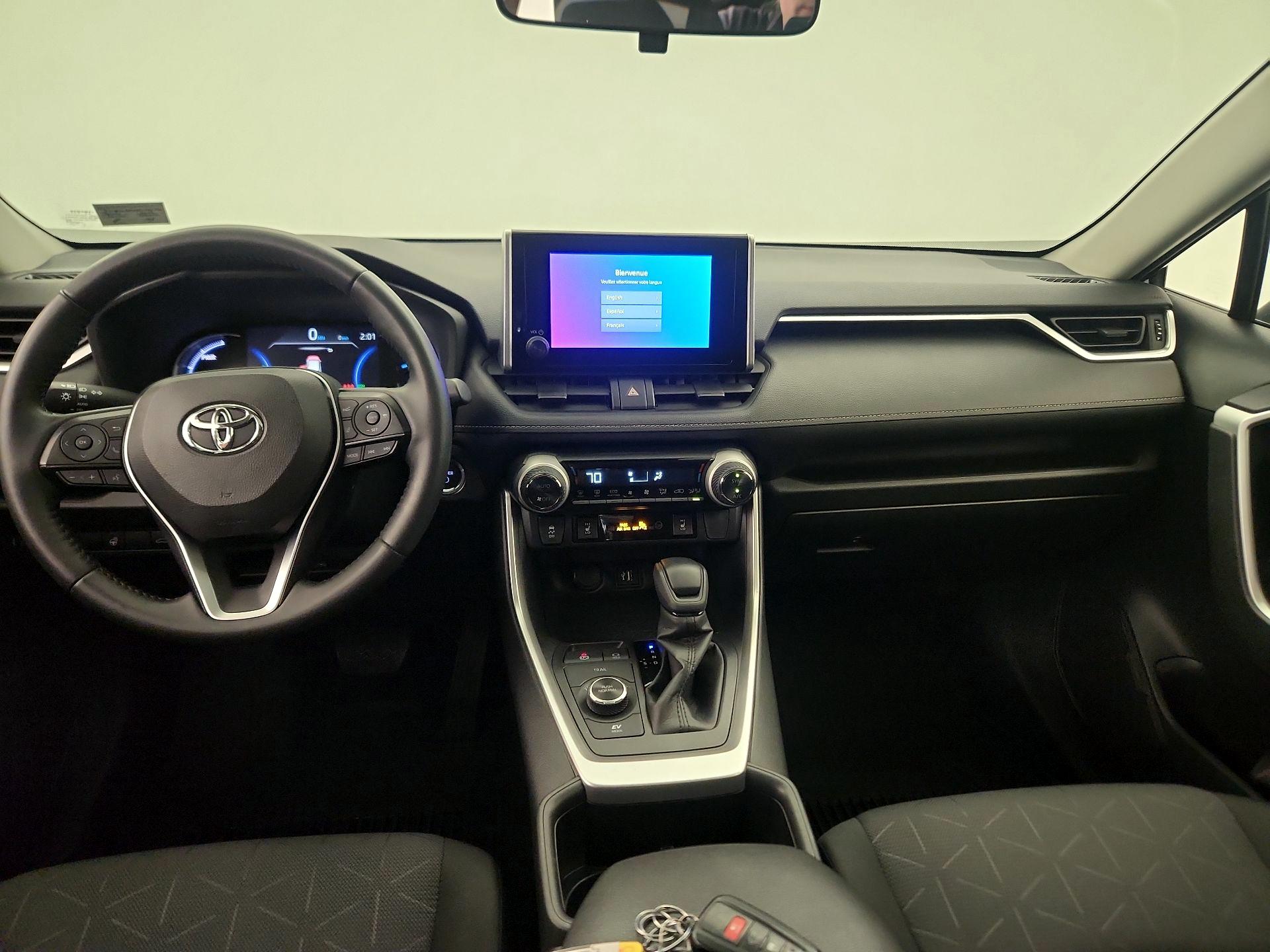 Thumbnail: 2023 Toyota RAV4 - 8