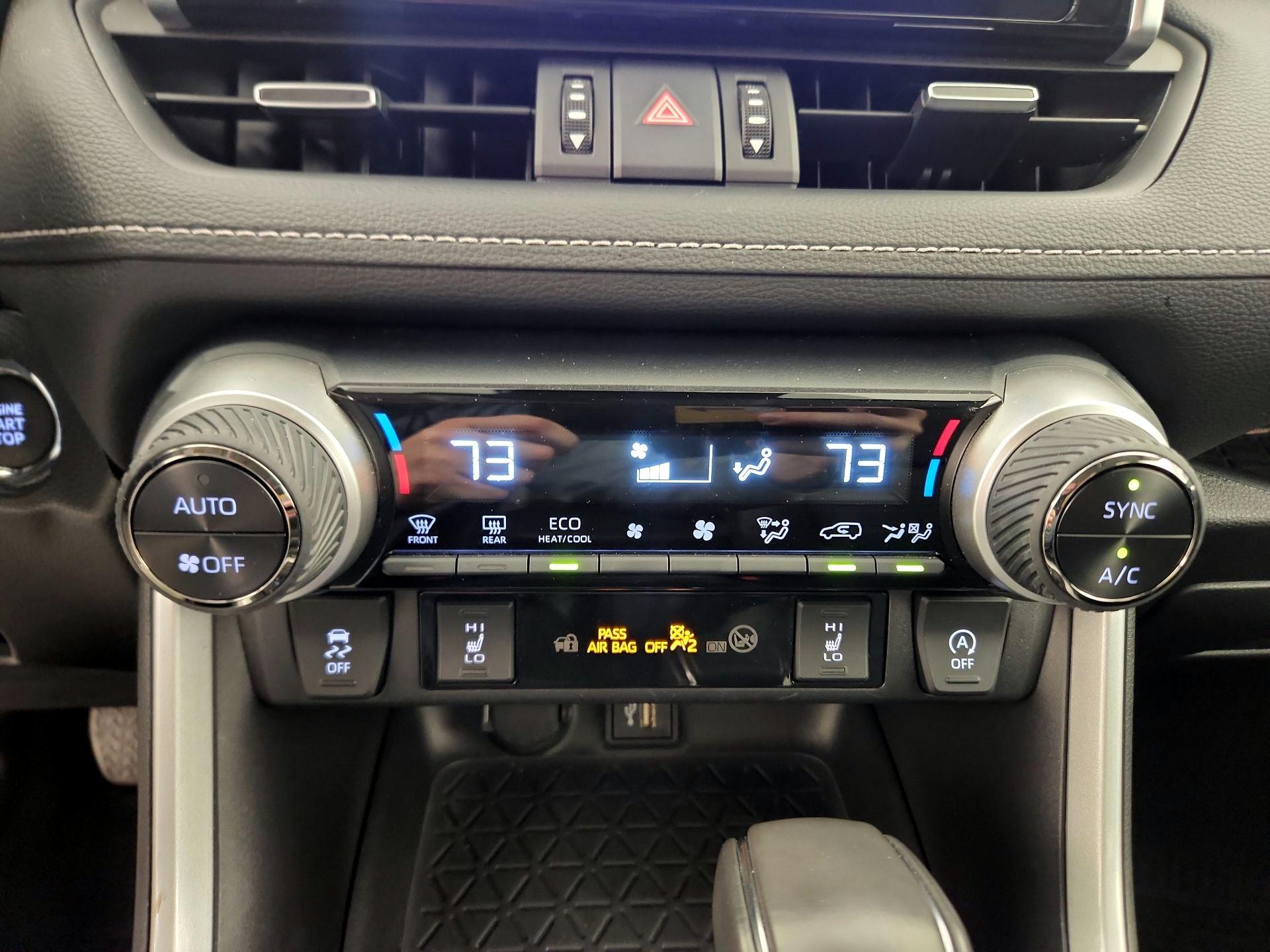 Thumbnail: 2024 Toyota RAV4 - 17